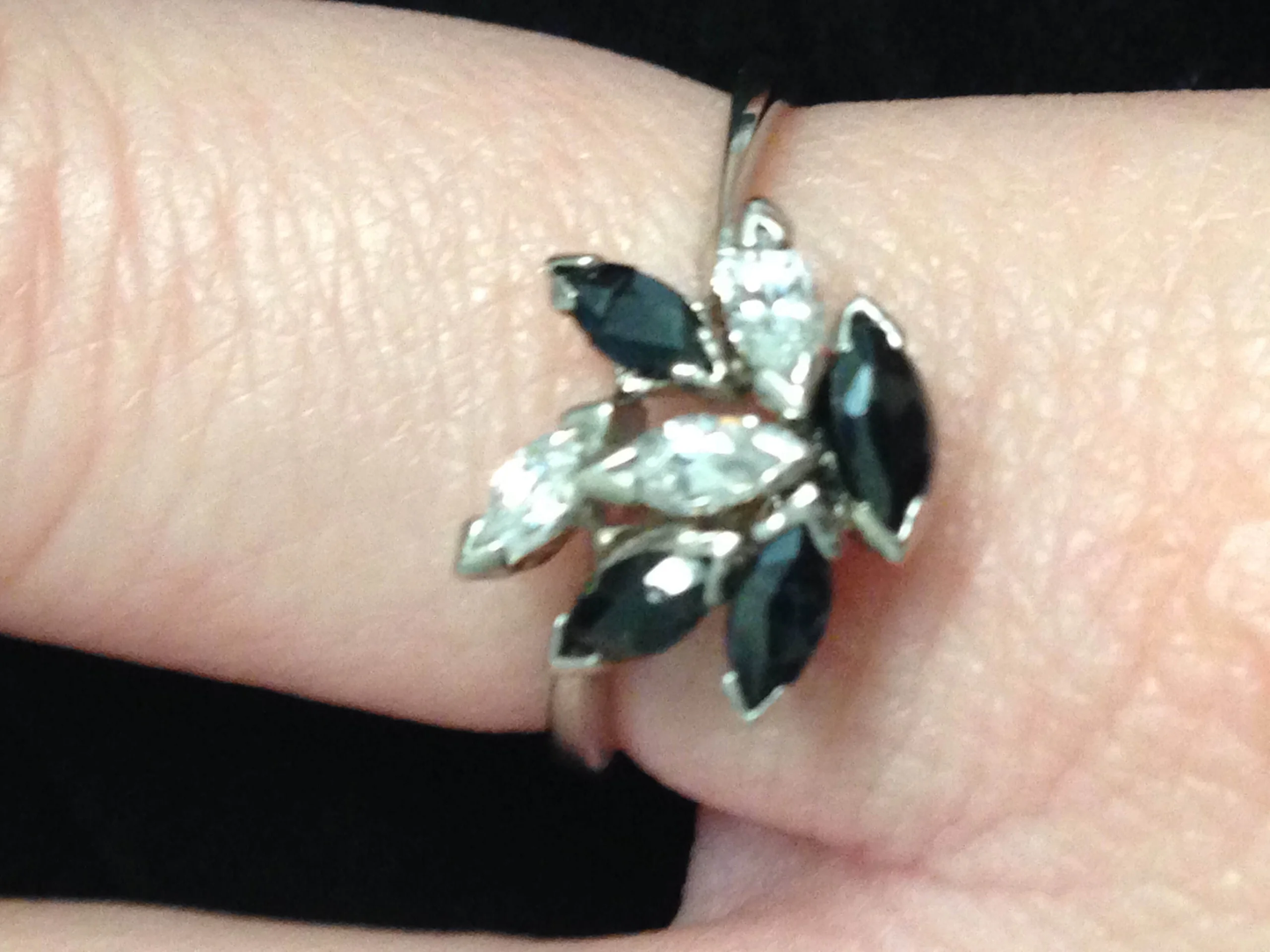 Sterling Silver And Sapphire Ring Size 7