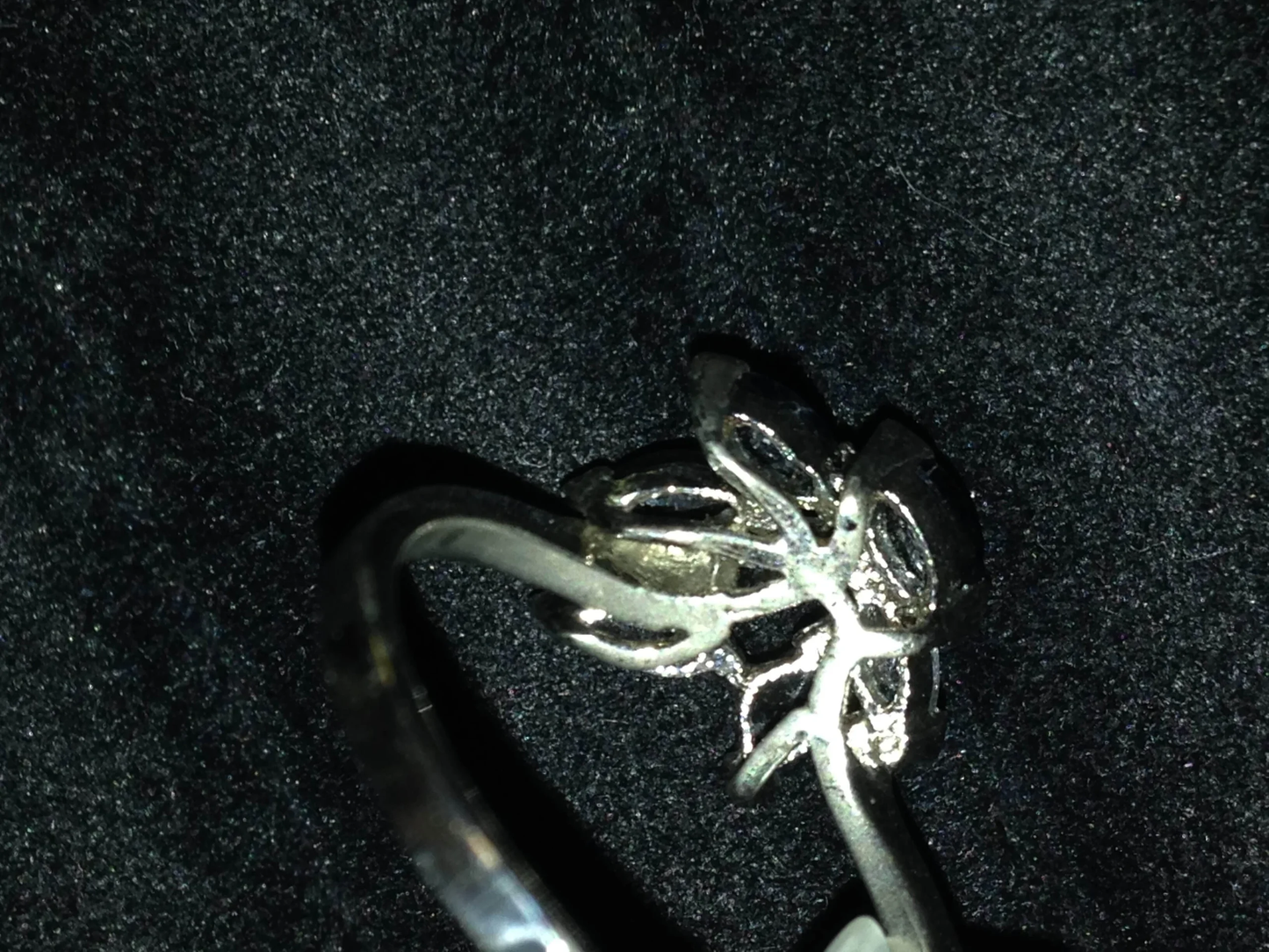 Sterling Silver And Sapphire Ring Size 7