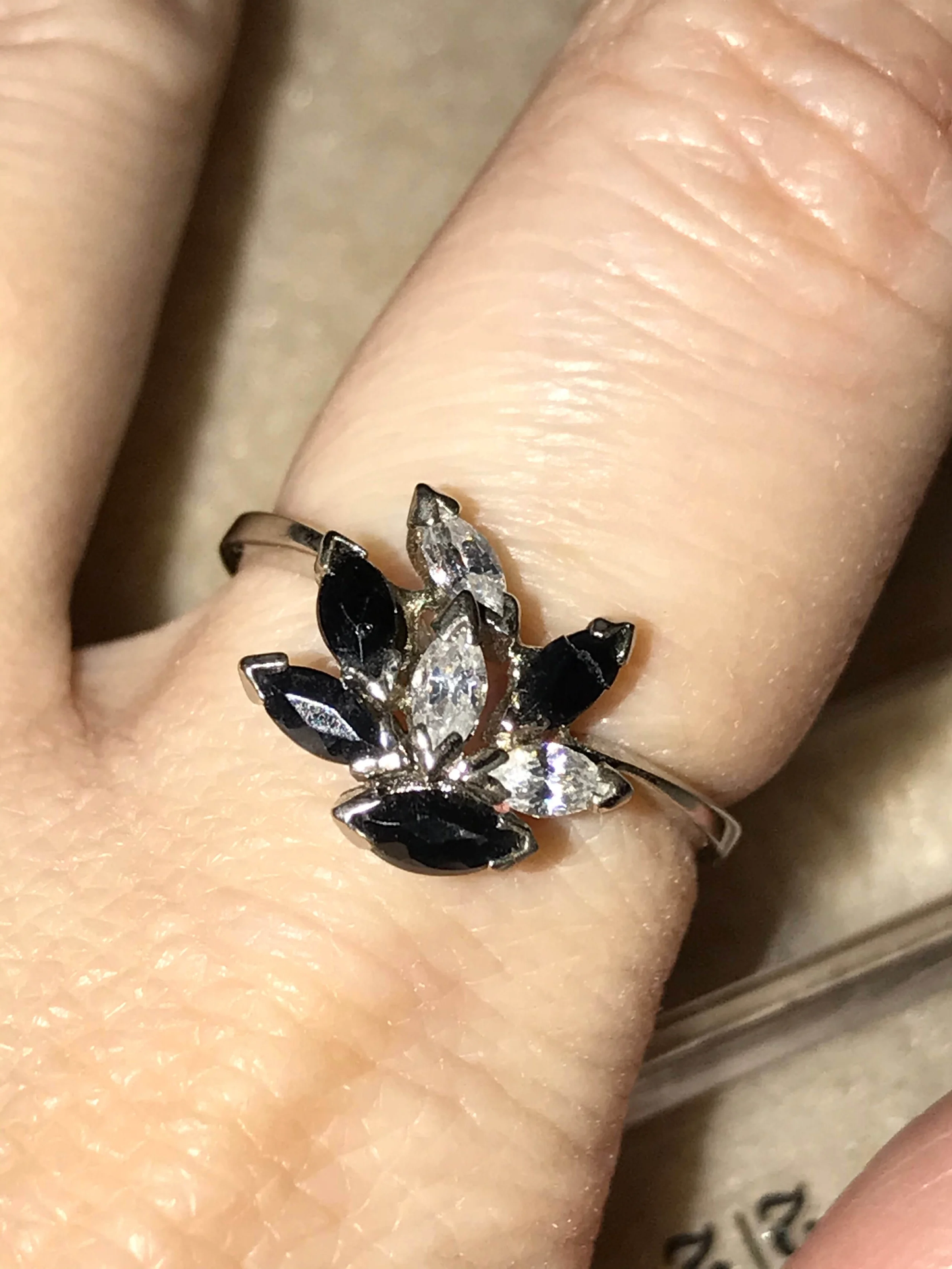 Sterling Silver And Sapphire Ring Size 7
