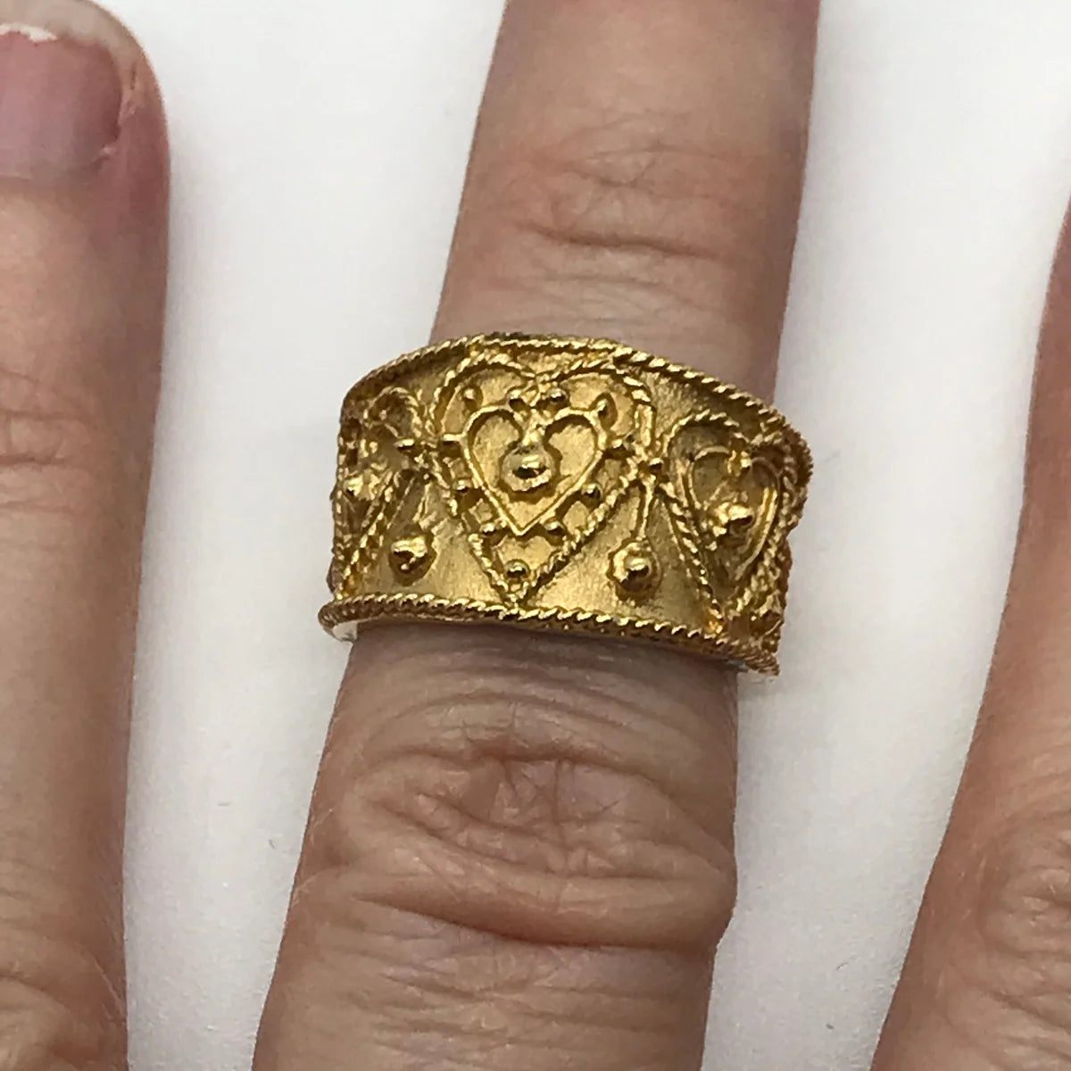 14 kt Gp Heart Design Ring, Size 4 3/4