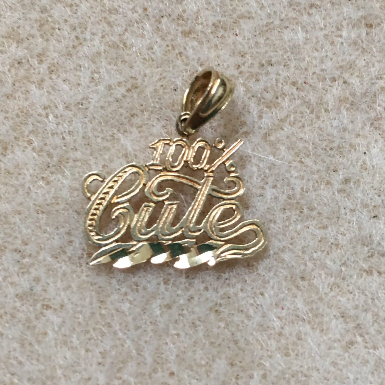 100% Cute 14 Kt Gold Pendant