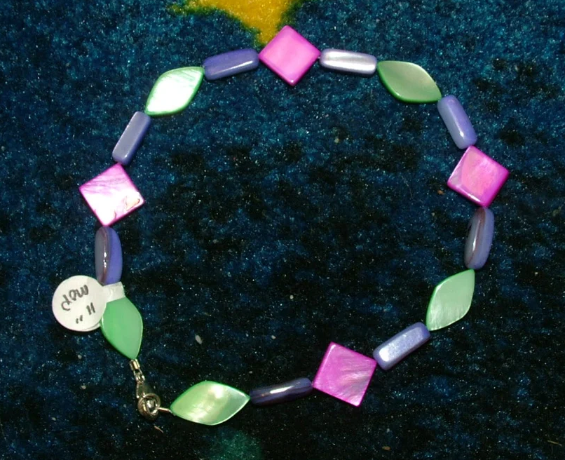 11" Mother of Pearl Anklet