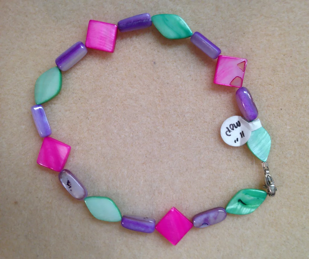 11" Mother of Pearl Anklet