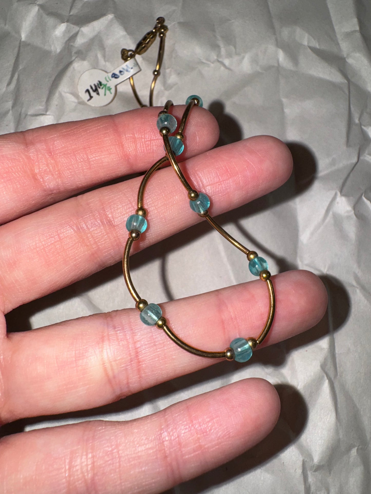 14 3/4" Blue Aquamarine And Gold Necklace