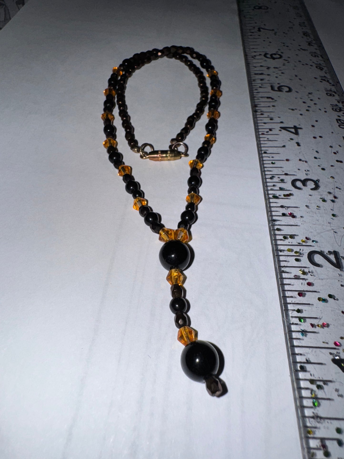 15 1/2" Black  and Bronze Y-Design Beaded Necklace