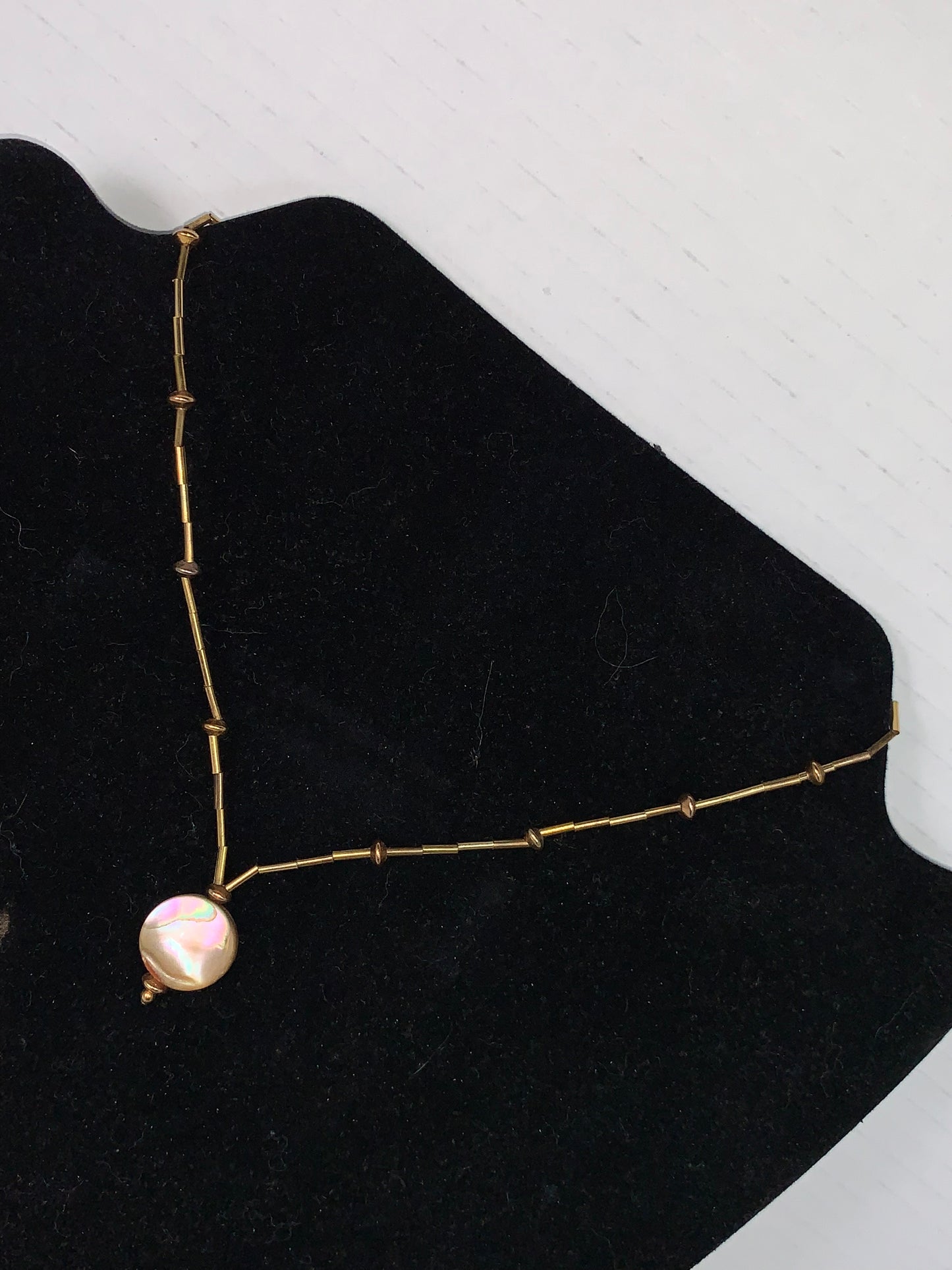 15 " Mother of Pearl Shell and Gold Bead Necklace
