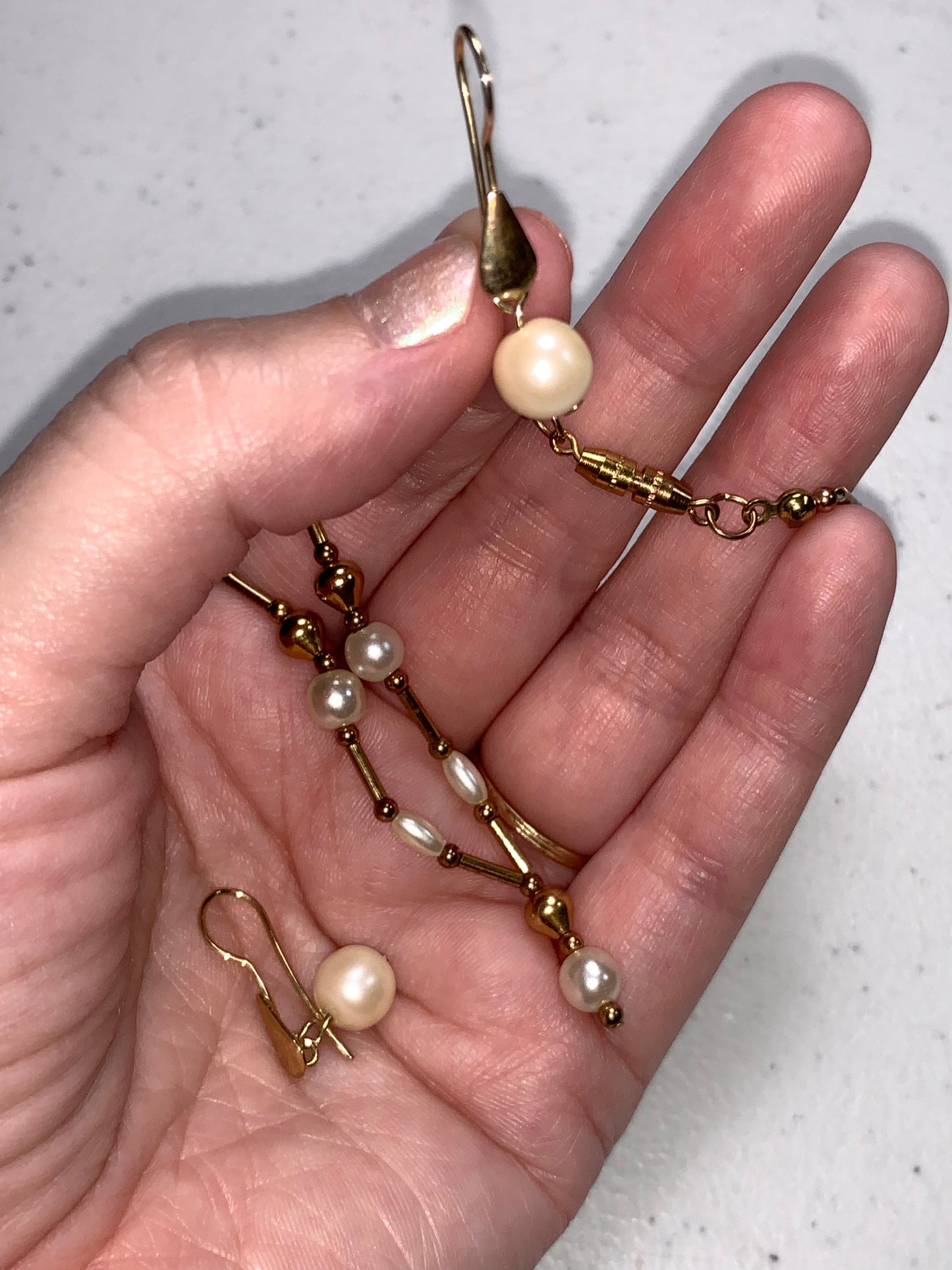 15" Gold and Pearl Necklace and Earring Set
