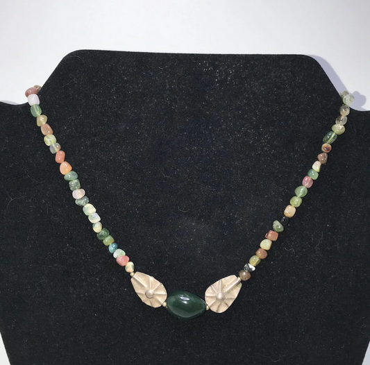 16" Agate and Silver Beaded Necklace