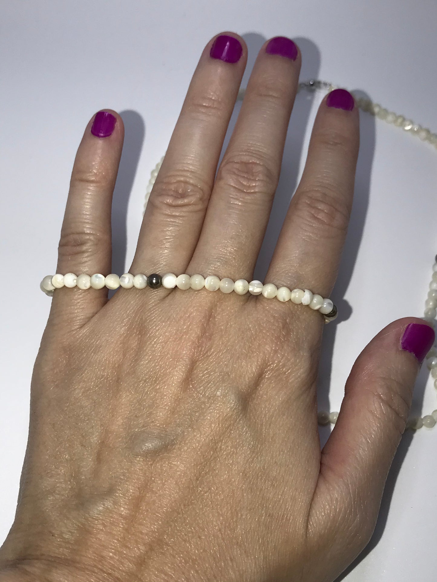 16 1/2" Mother Of Pearl Jewelry Set
