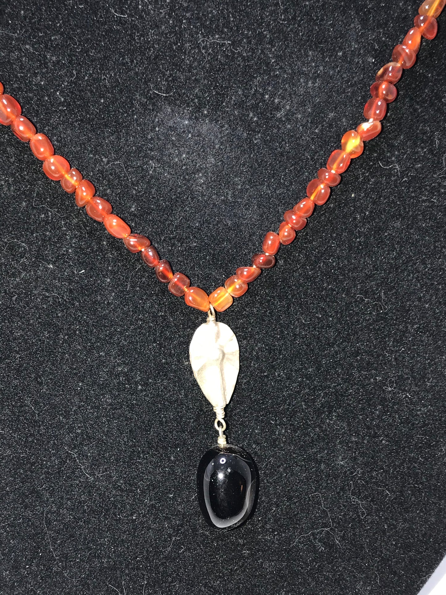 17" Agate And Obsidian Necklace