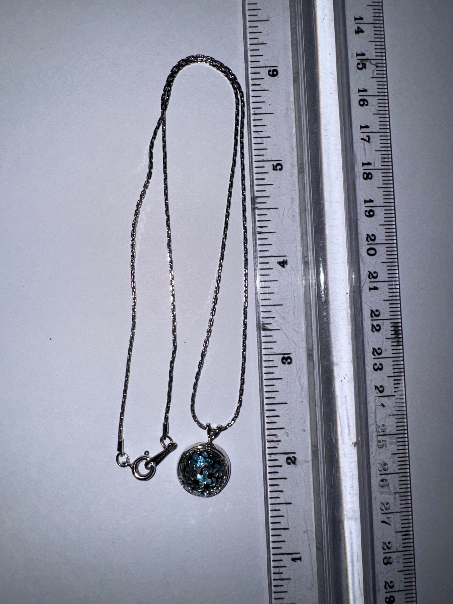 18" Avon Silver Cardano Necklace