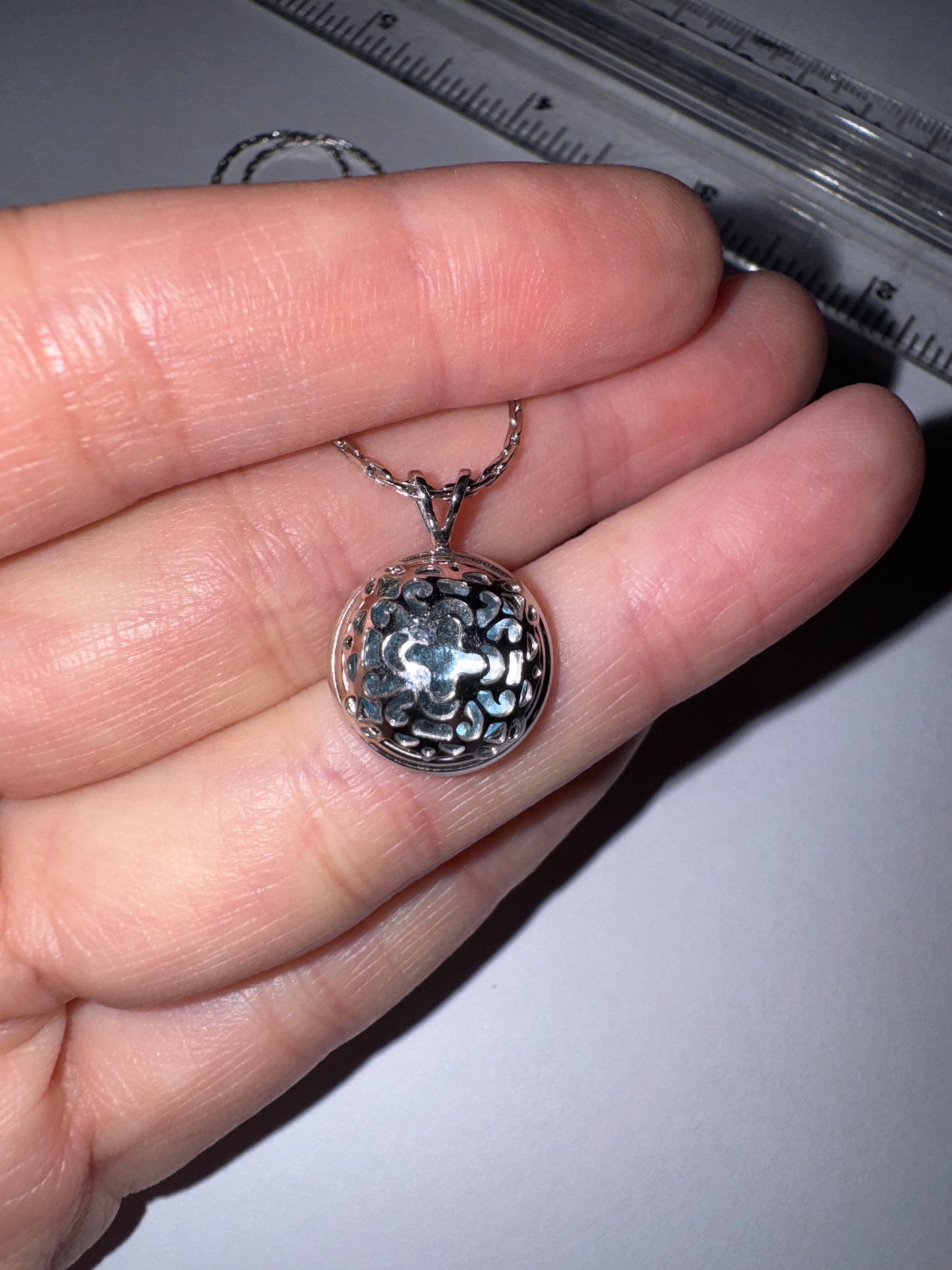 18" Avon Silver Cardano Necklace