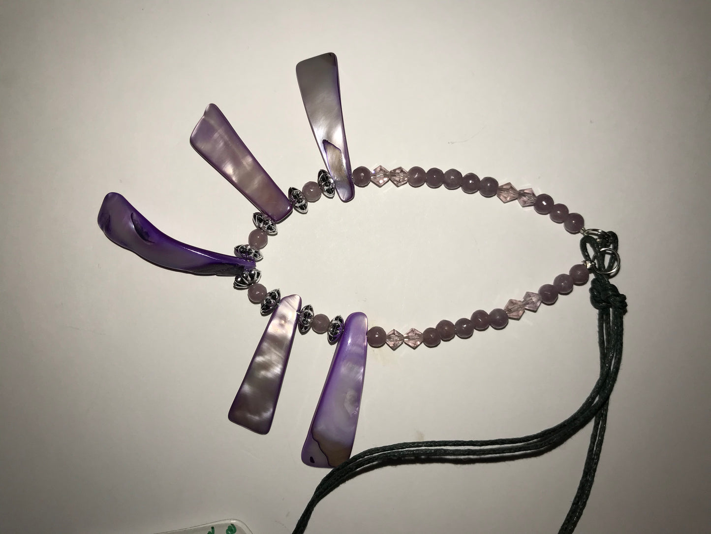 19 1/2" Purple Shell And Grape Quartz Necklace