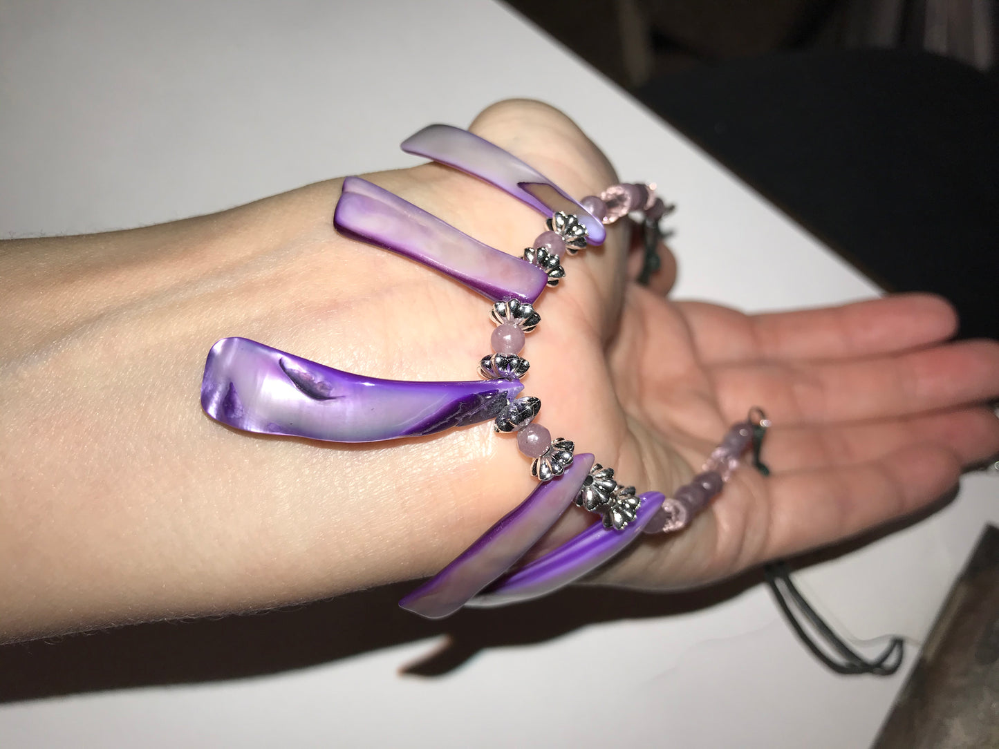 19 1/2" Purple Shell And Grape Quartz Necklace