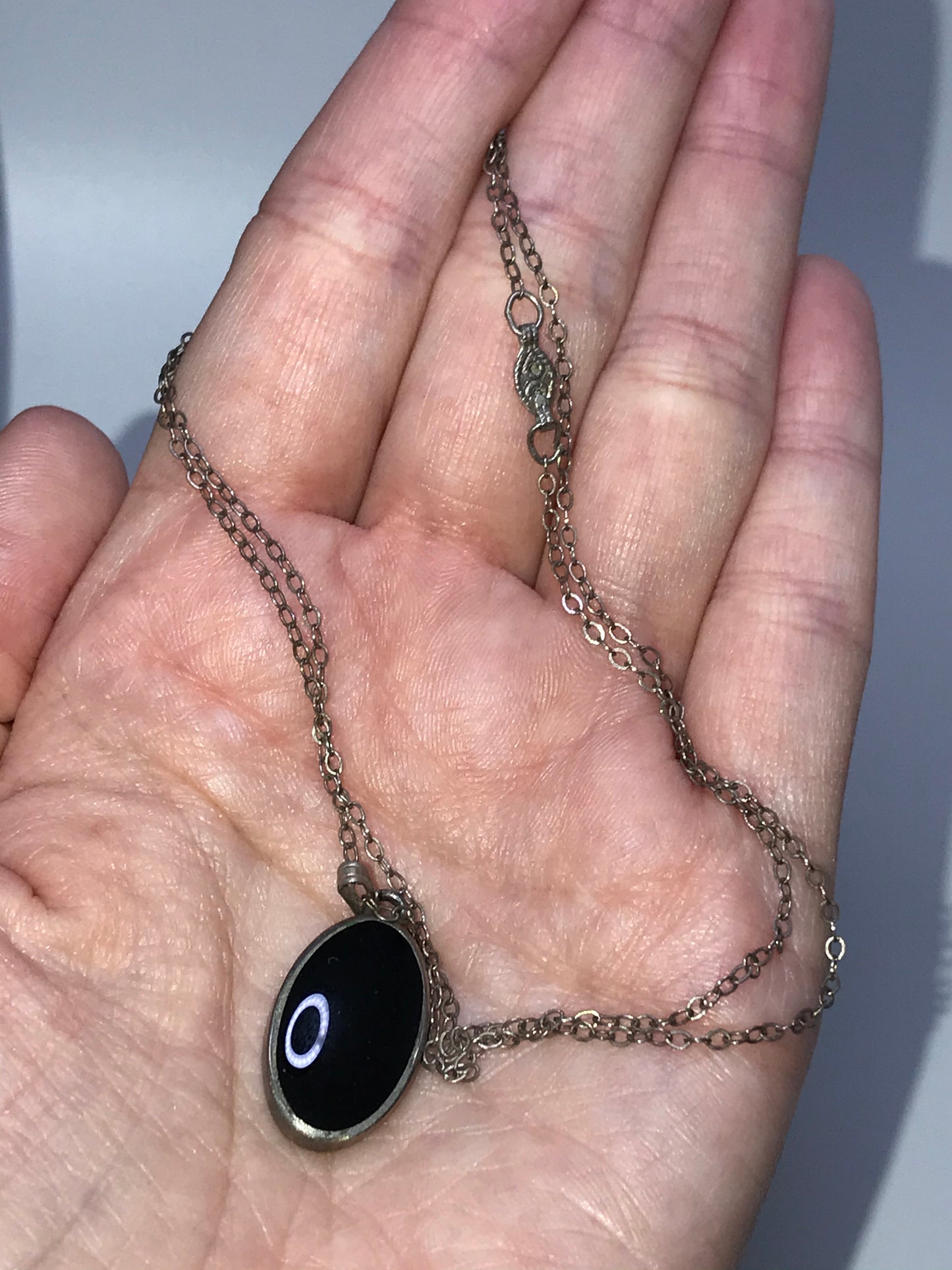 19" Vintage Cable chain with Onyx Starburst Pendant