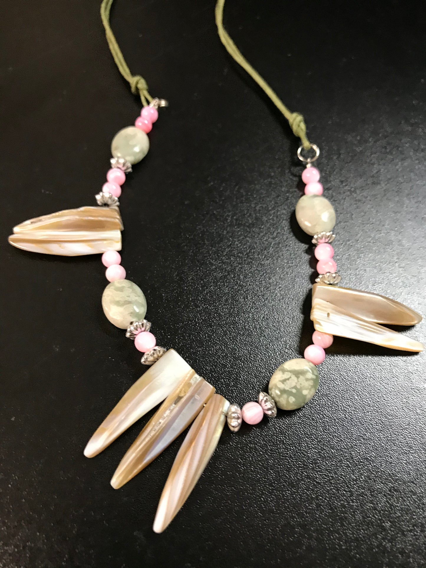 19 1/4" Beaded Necklace with Mother Of Pearl Focals