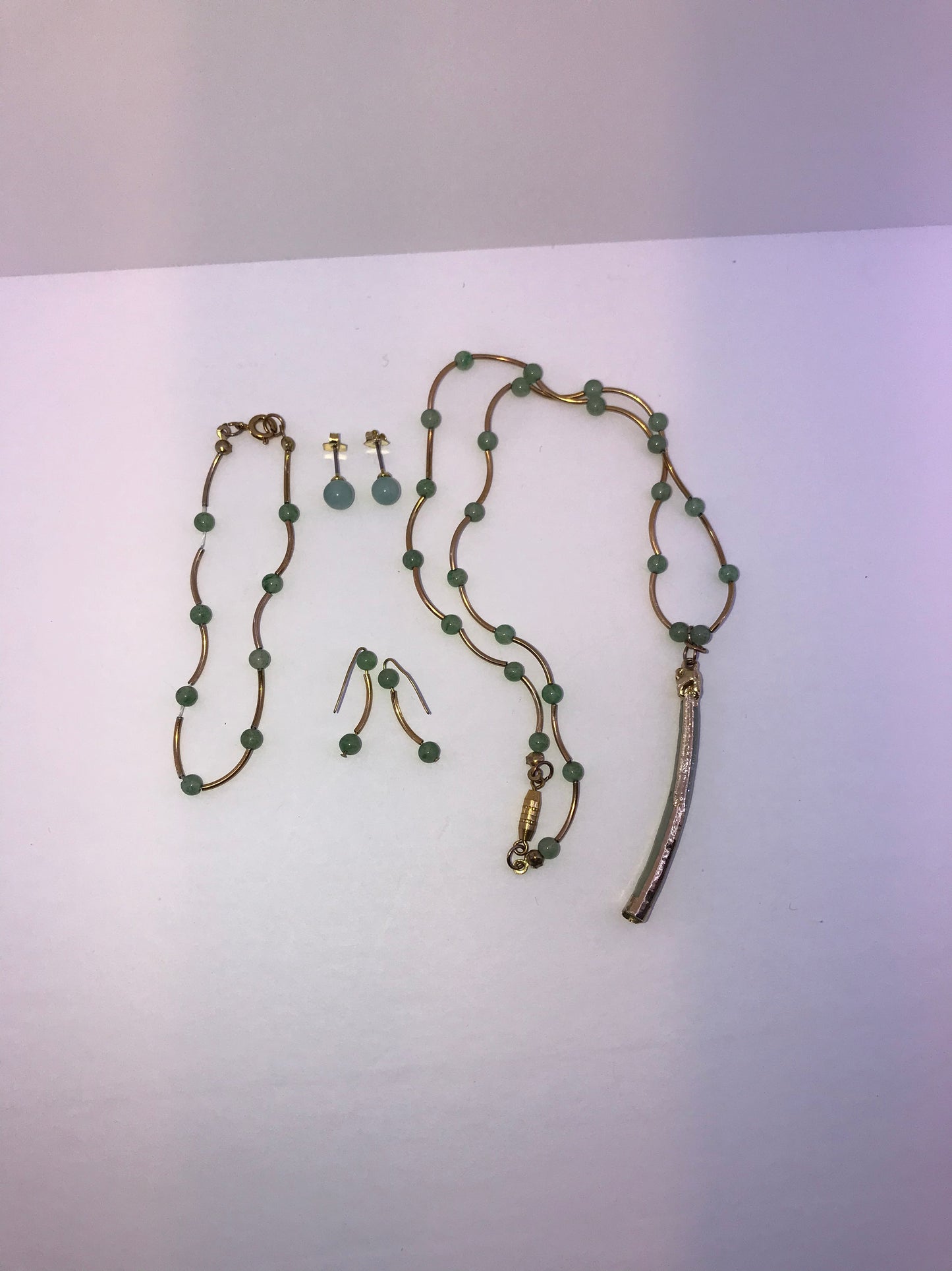 16 1/2" Jade and Beaded Necklace Set