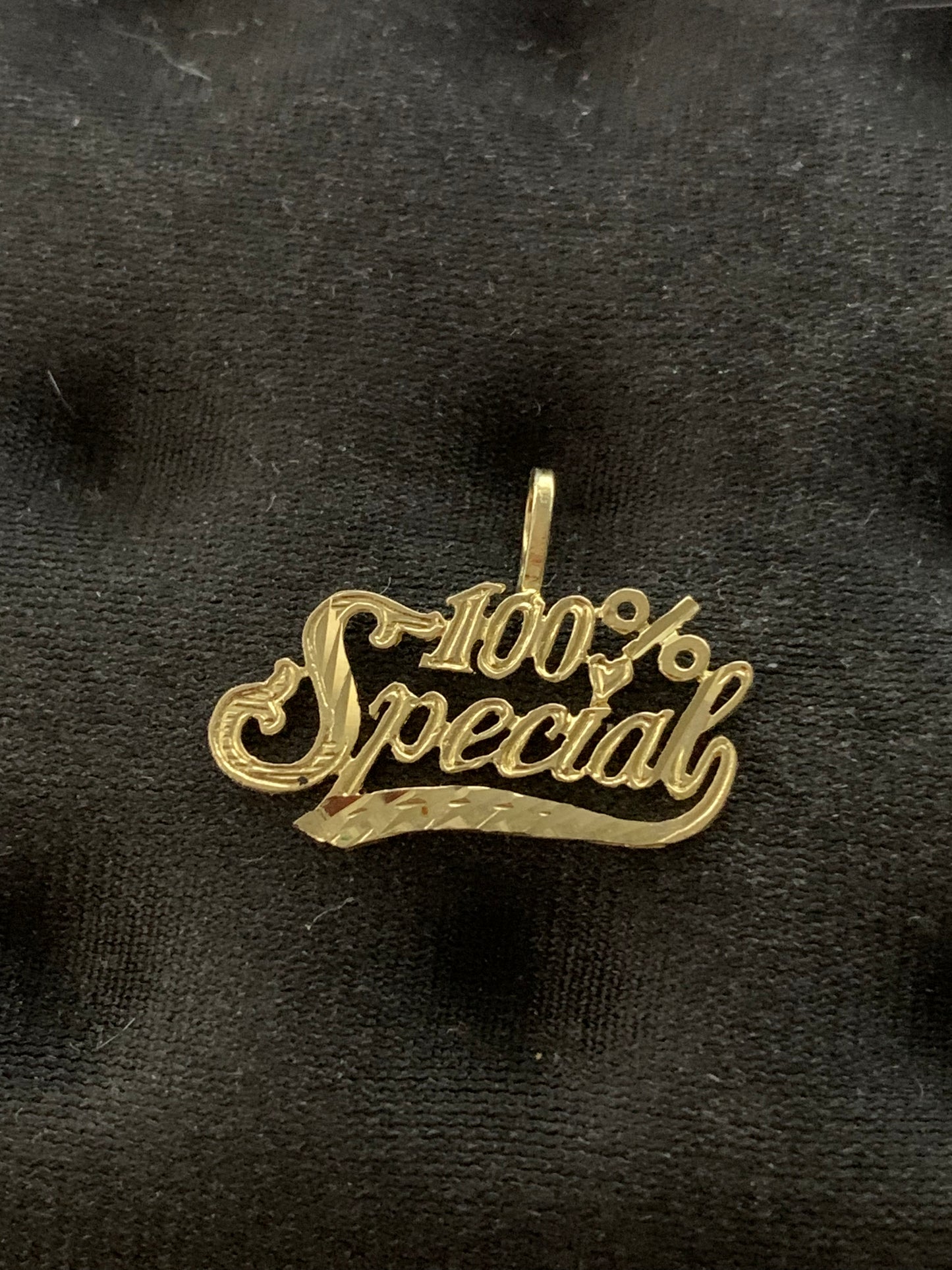 14 Kt Gold. 100% Special Pendant