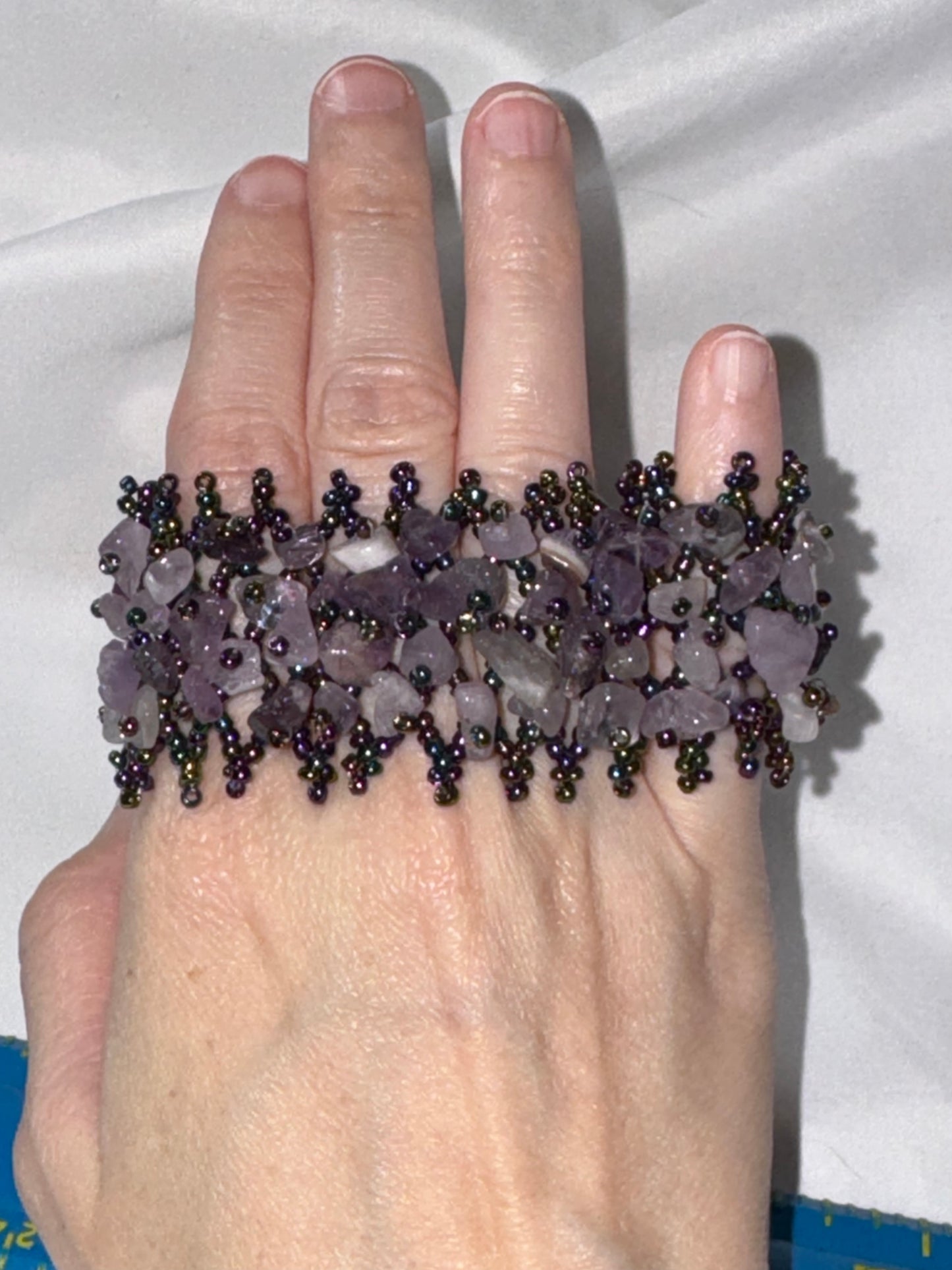7 1/8" Natural Amethyst Gemstone chip beads stretchy Net Bracelet