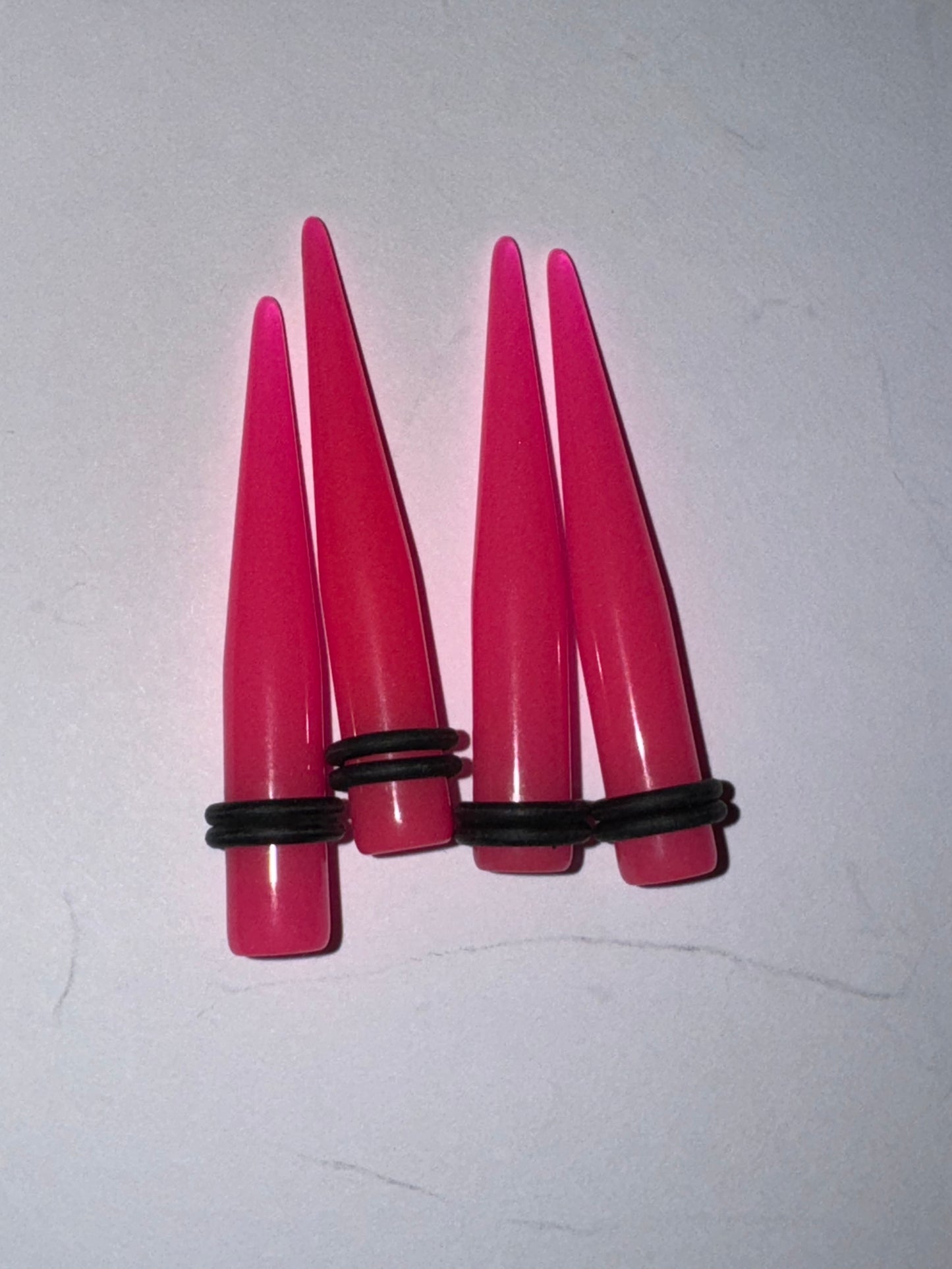 0 Gauge Glow-In-The-Dark UV Acrylic Gauging Tapers