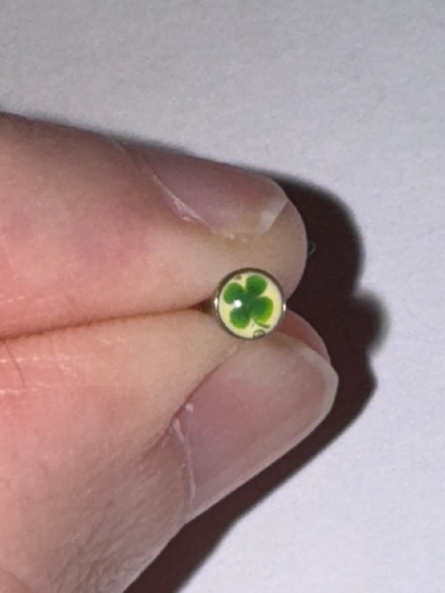 3mm Round Shamrock Design 20 gauge nose rings