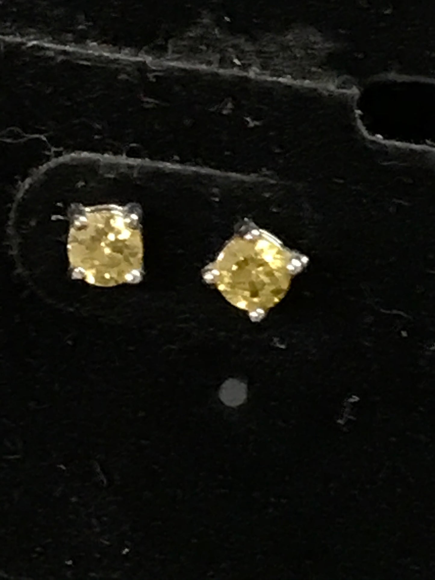 4mm Round Topaz yellow Post Earrings
