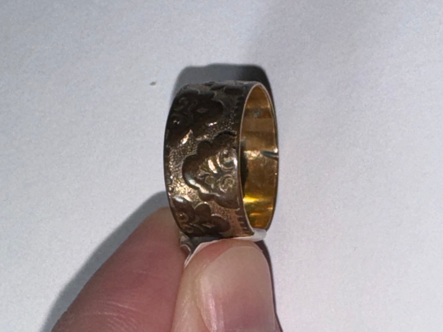 14 Kt Gp Wide Band Floral Ring, Size 6 1/2