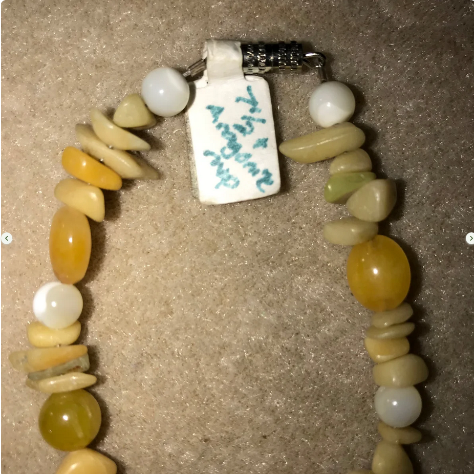7 1/2" Aragonite and Mother Of Pearl Bracelet