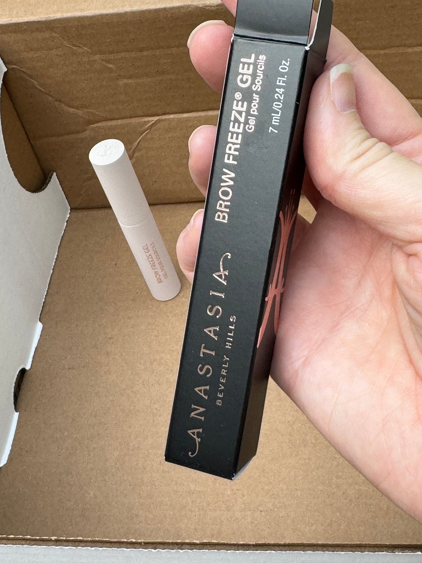 Anastasia Beverly Hills Brow Freeze Gel