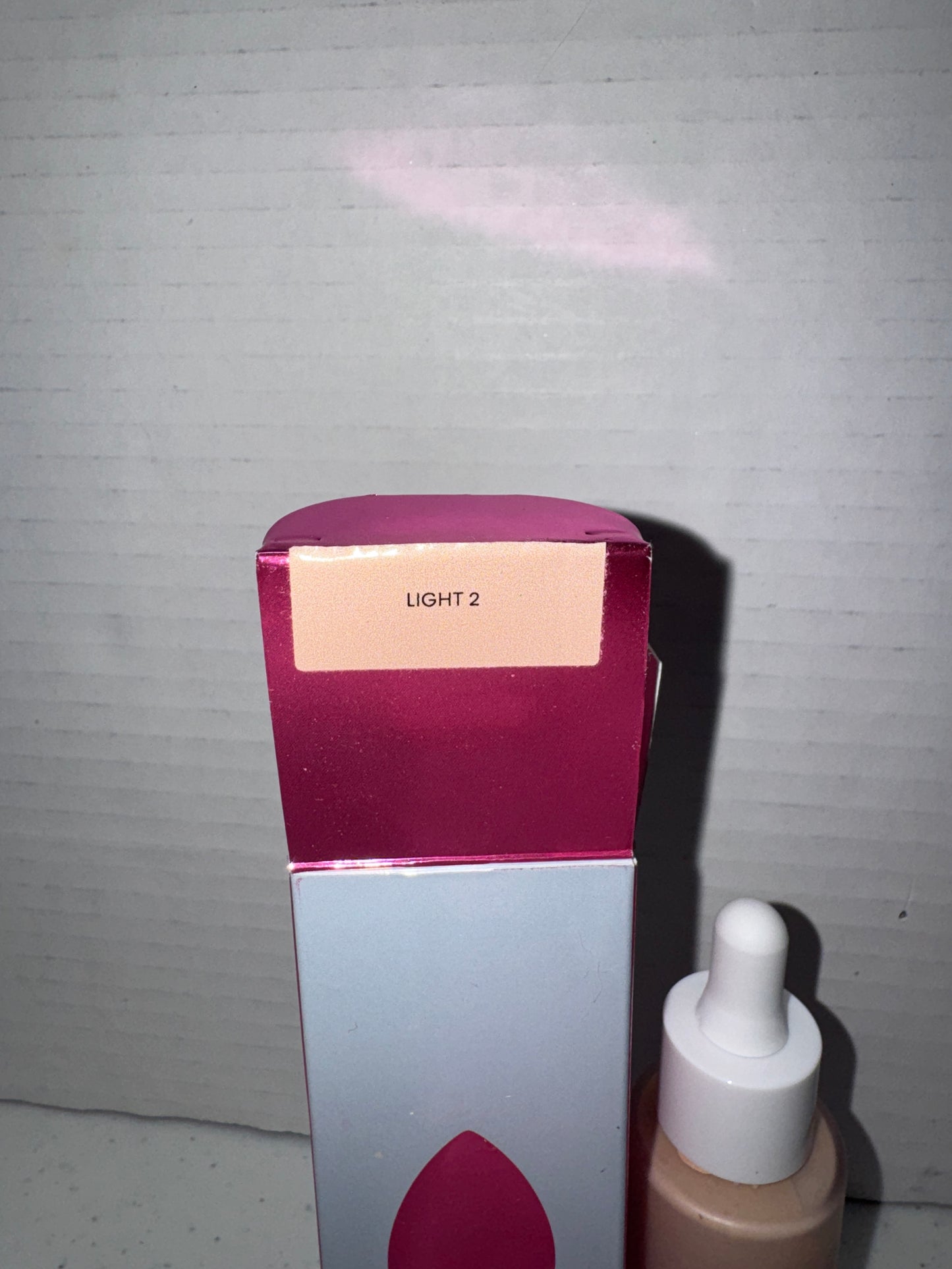 Beauty Blender Bounce Skin Tint in shade light 2