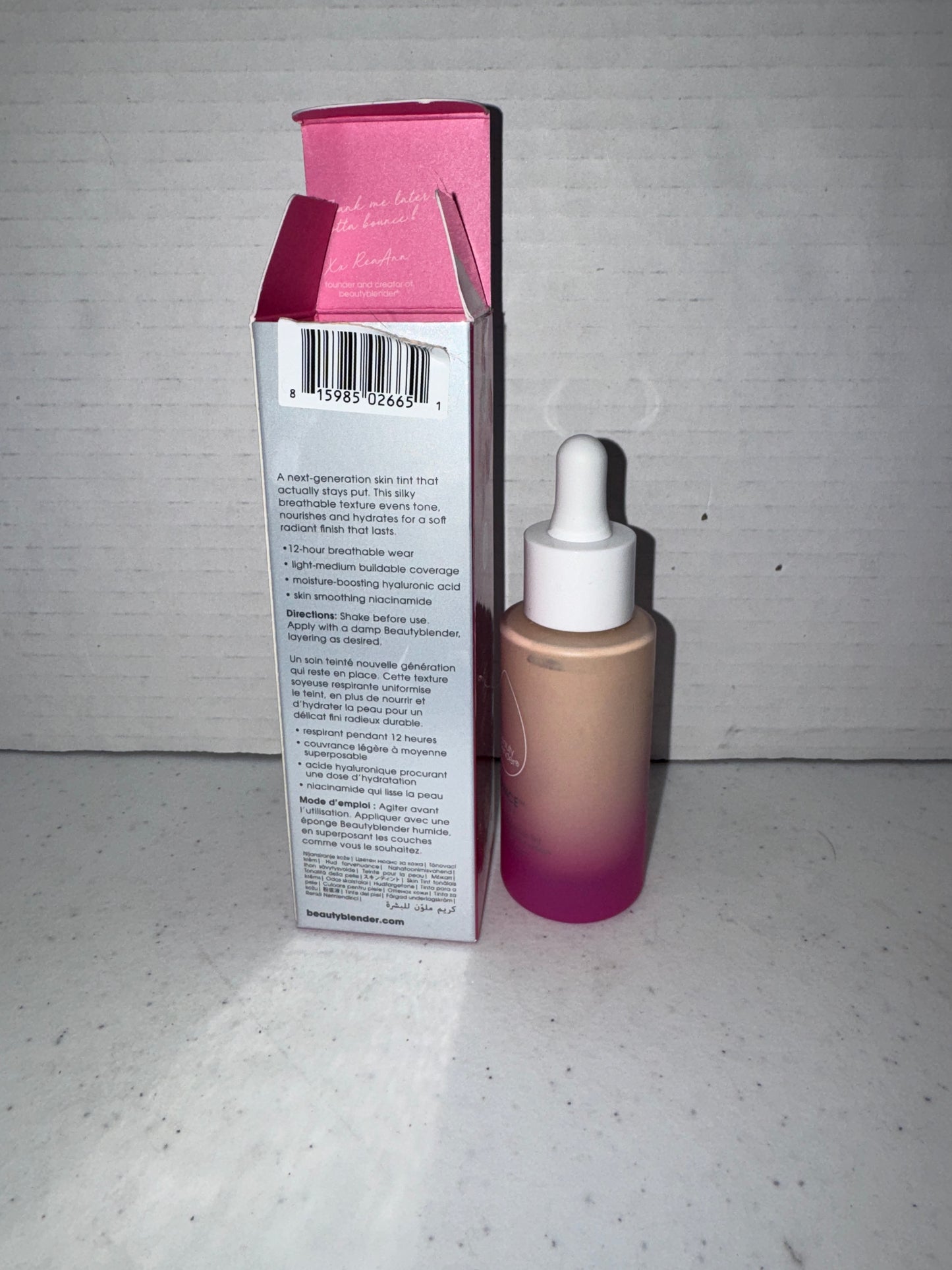 Beauty Blender Bounce Skin Tint in shade light 2