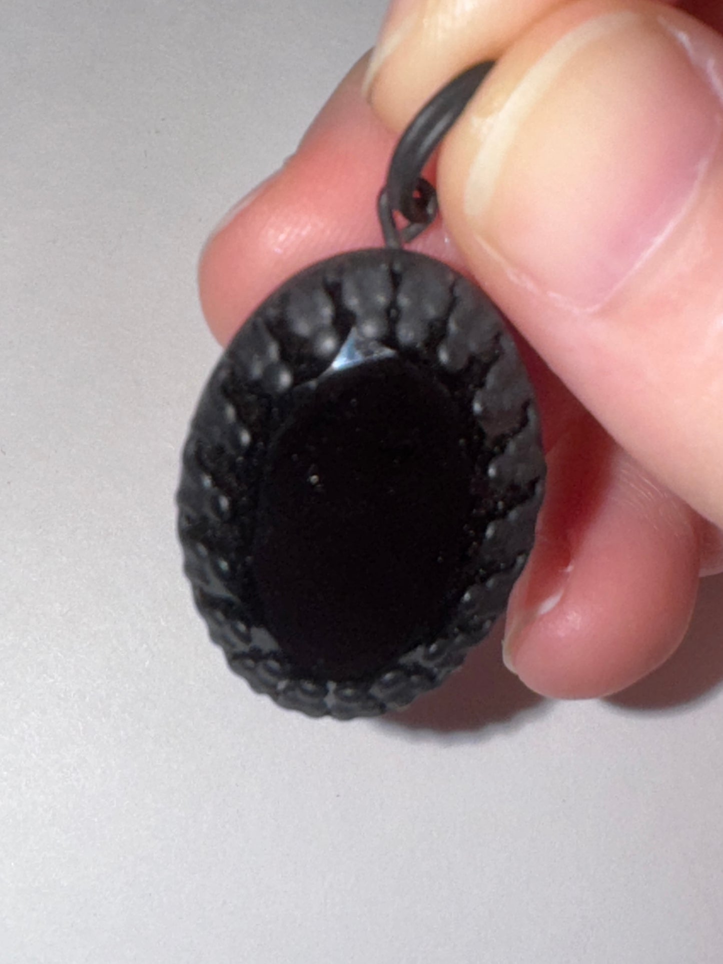Black Oval Pendant
