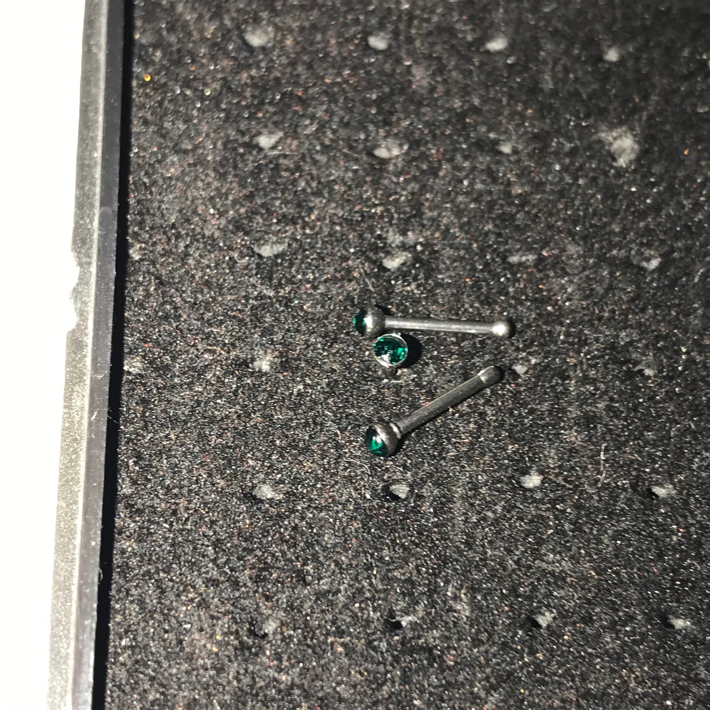 20 Gauge 2mm Rhinestone Nose Straight Rings
