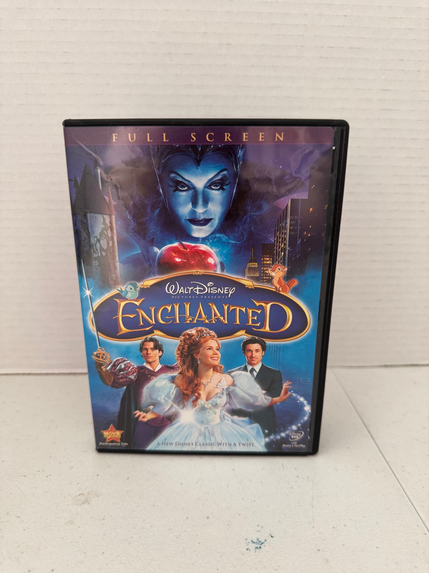 Walt Disney's Enchanted (DVD)