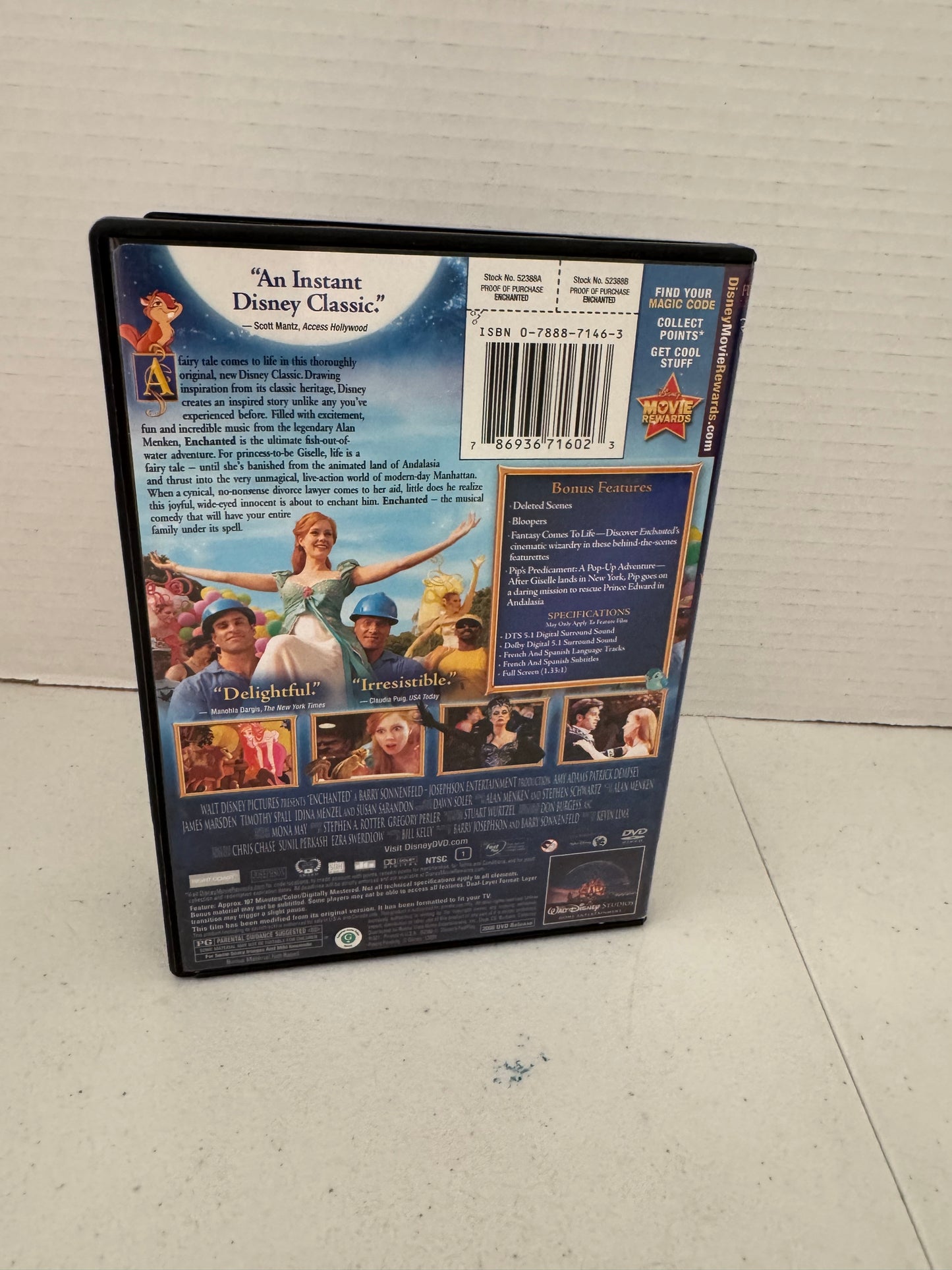 Walt Disney's Enchanted (DVD)