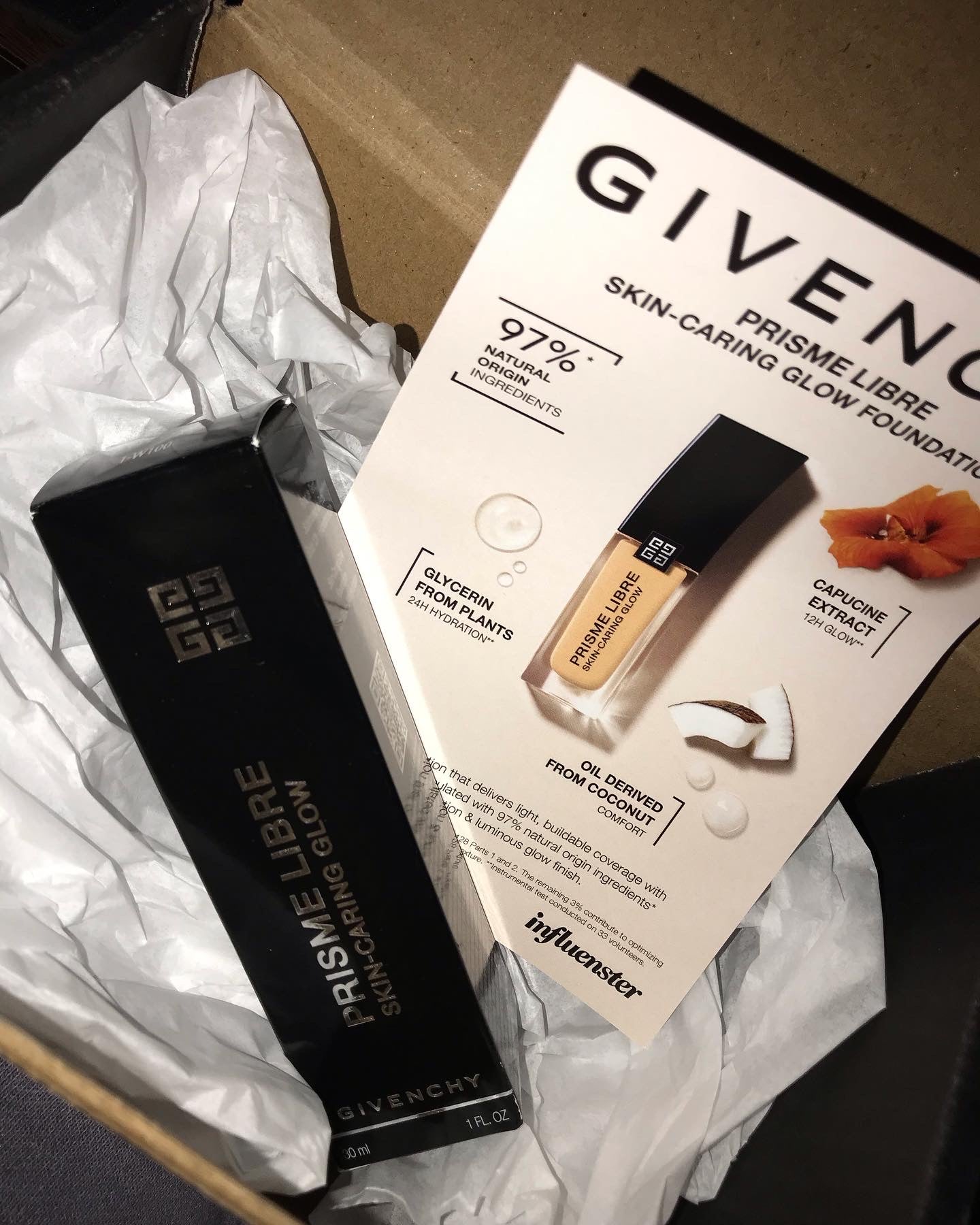 Givenchy PRISME LIBRE GLOW SERUM FOUNDATION in shade 1-w100