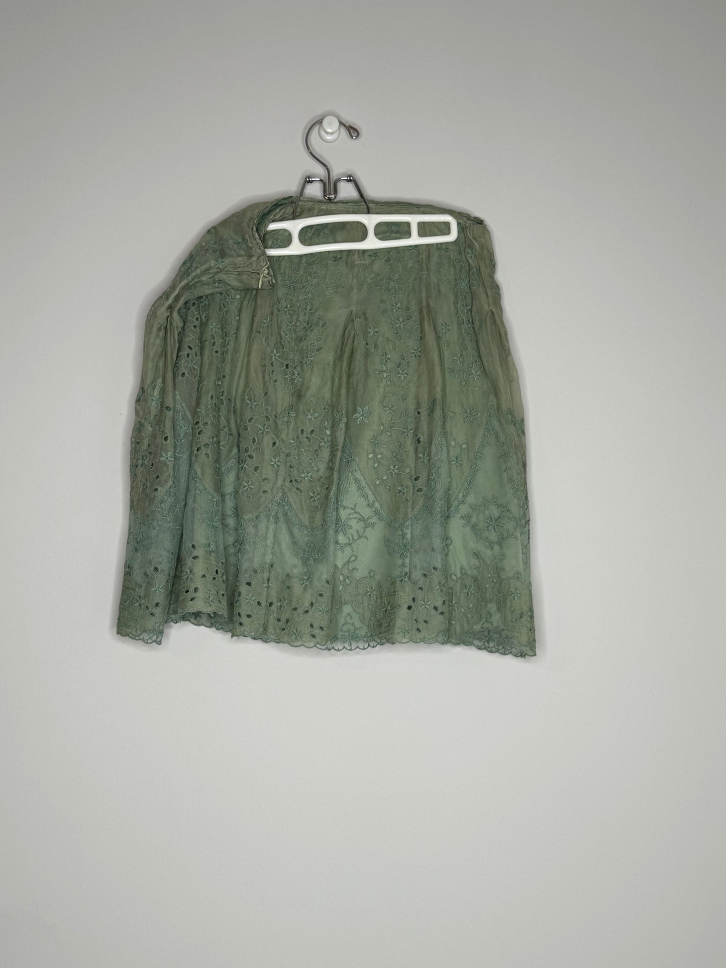 Green Eyelet Elie Tahari size 4 Skirt