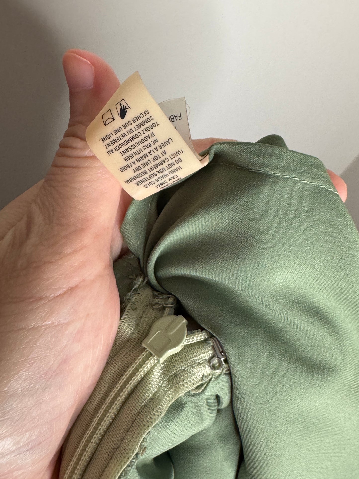 Green Eyelet Elie Tahari size 4 Skirt