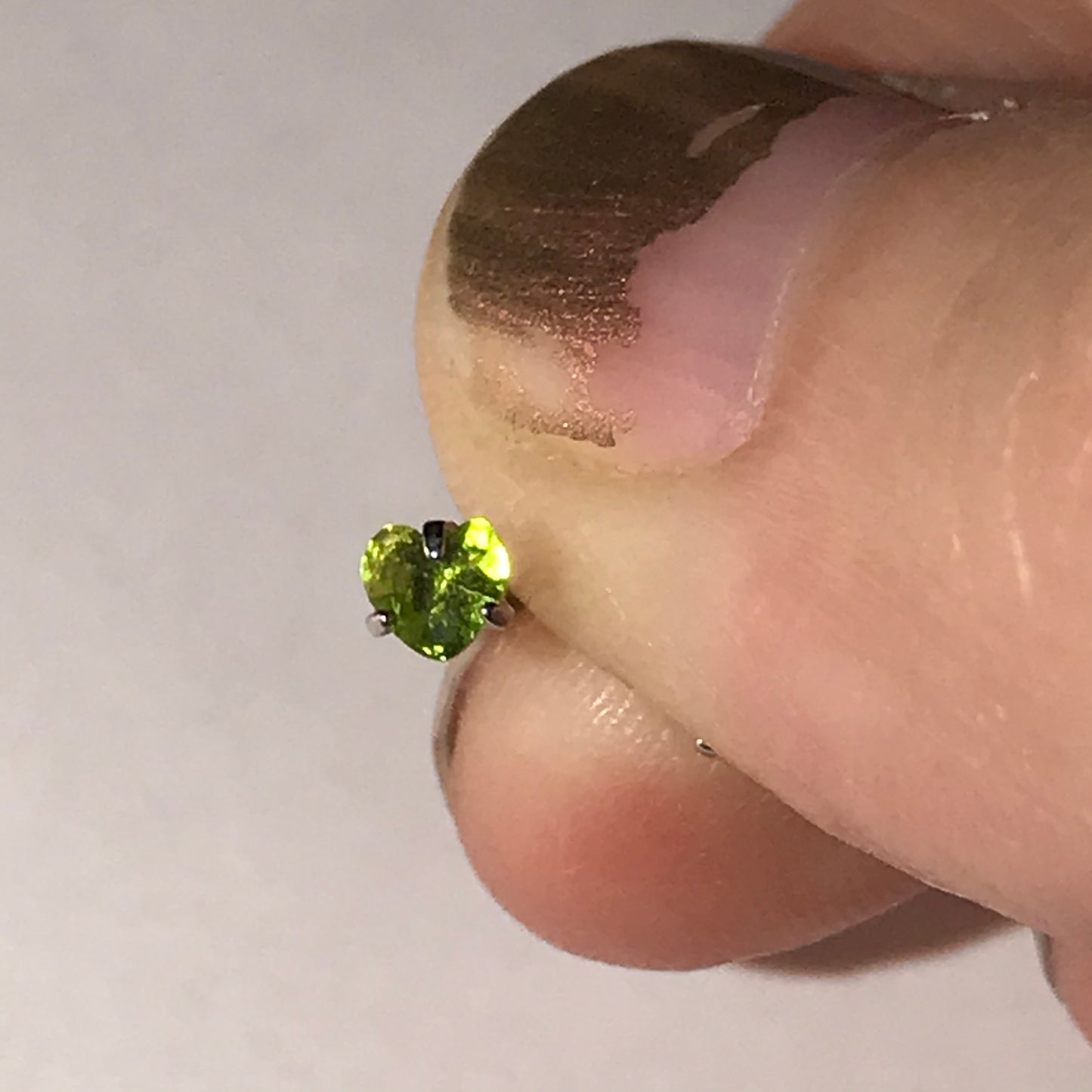 Green Heart 20 Gauge Curved Nose Ring