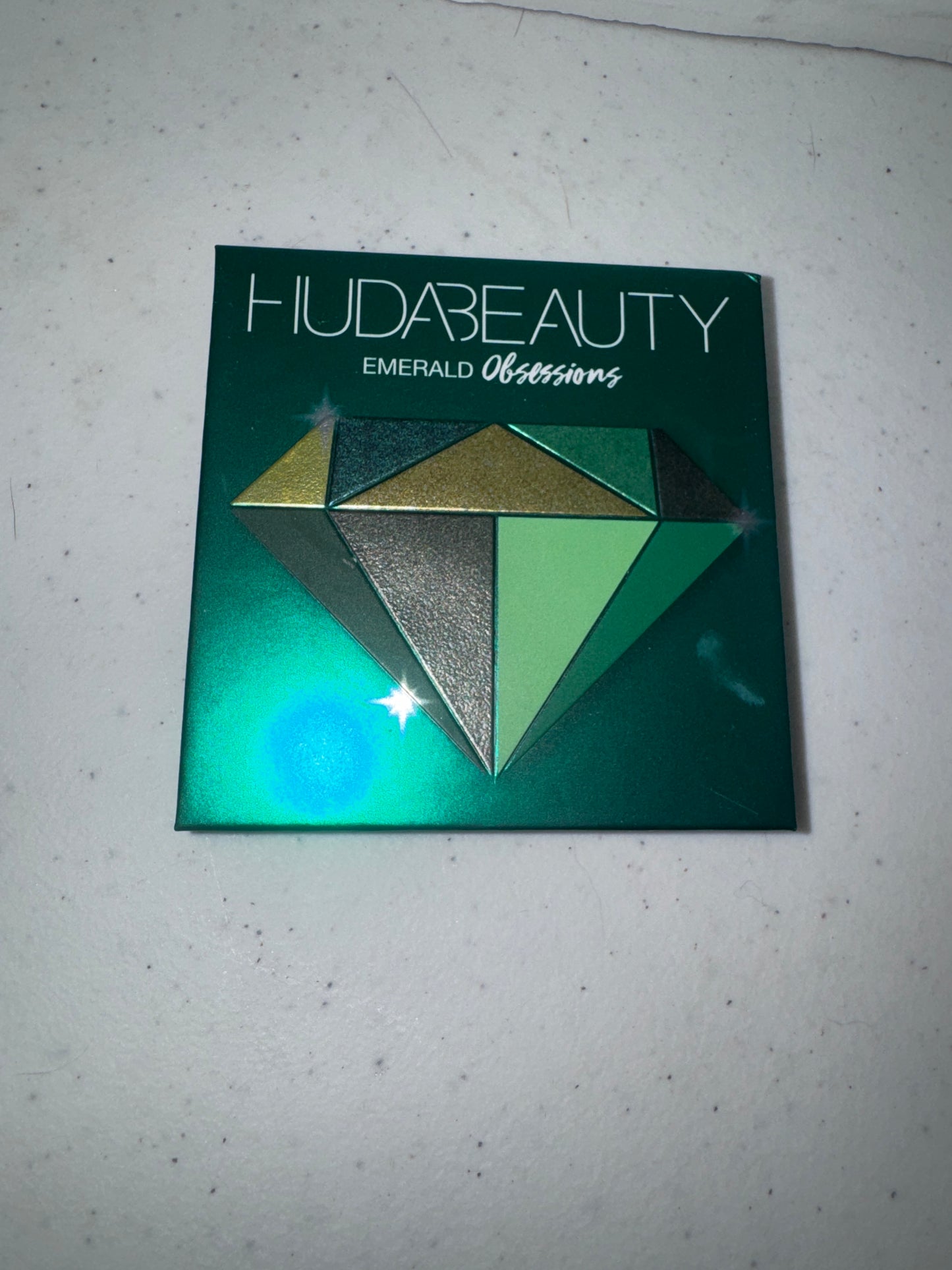 HUDA BEAUTY Obsessions Eyeshadow Palette (Emerald)