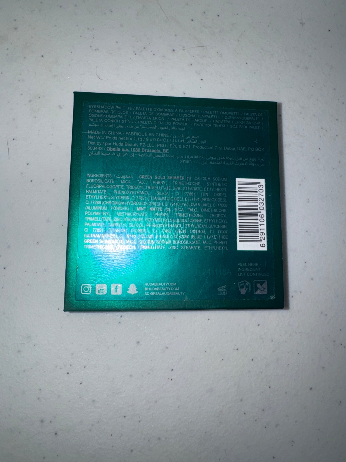 HUDA BEAUTY Obsessions Eyeshadow Palette (Emerald)