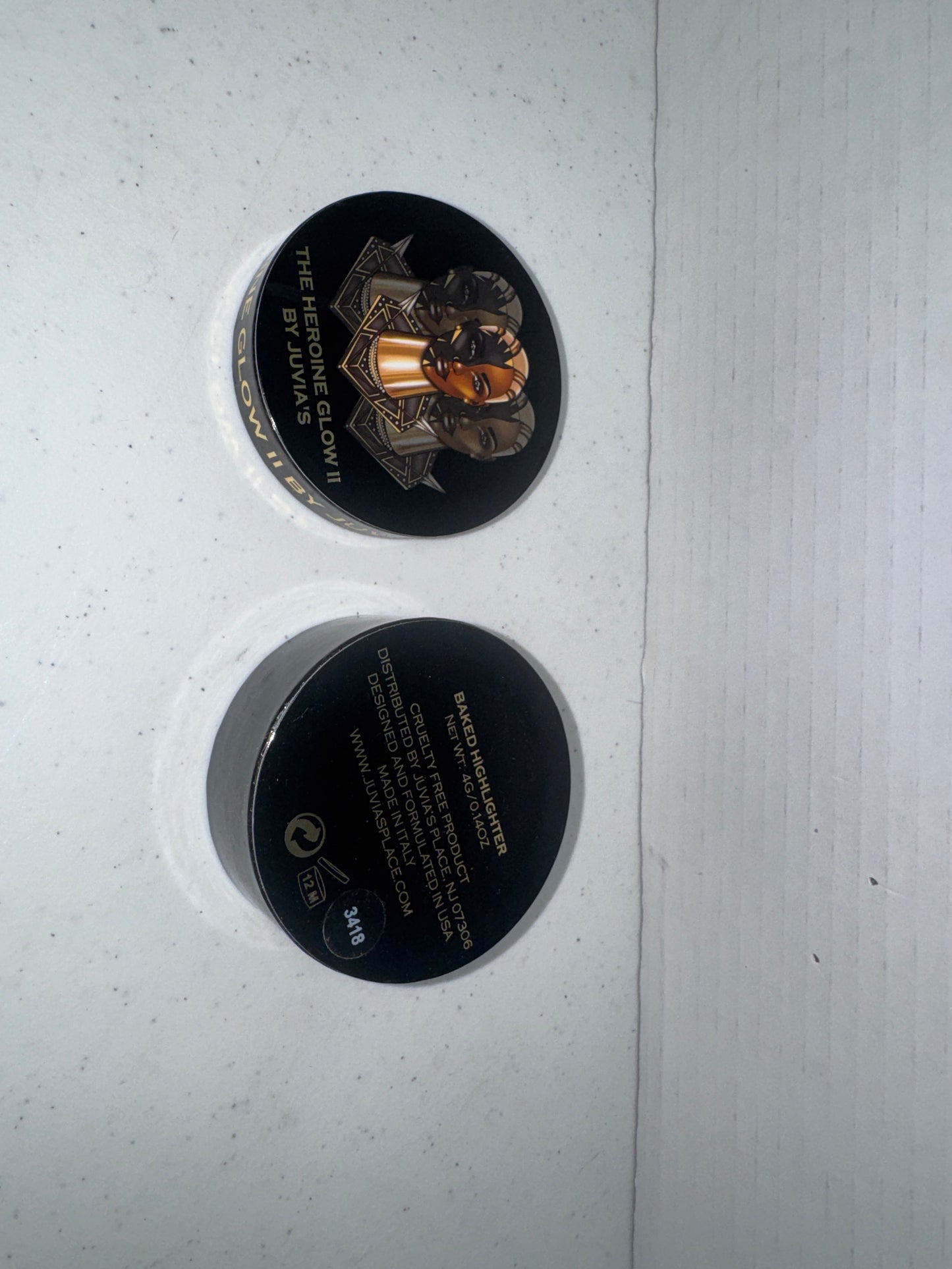 Juvia's Place Heroine Glow II Highlighter, Brand New