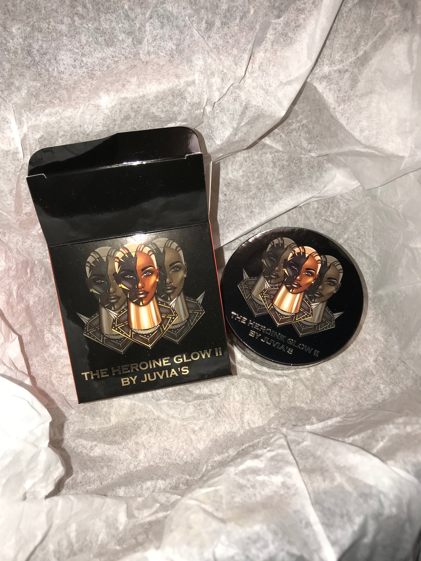 Juvia's Place Heroine Glow II Highlighter, Brand New