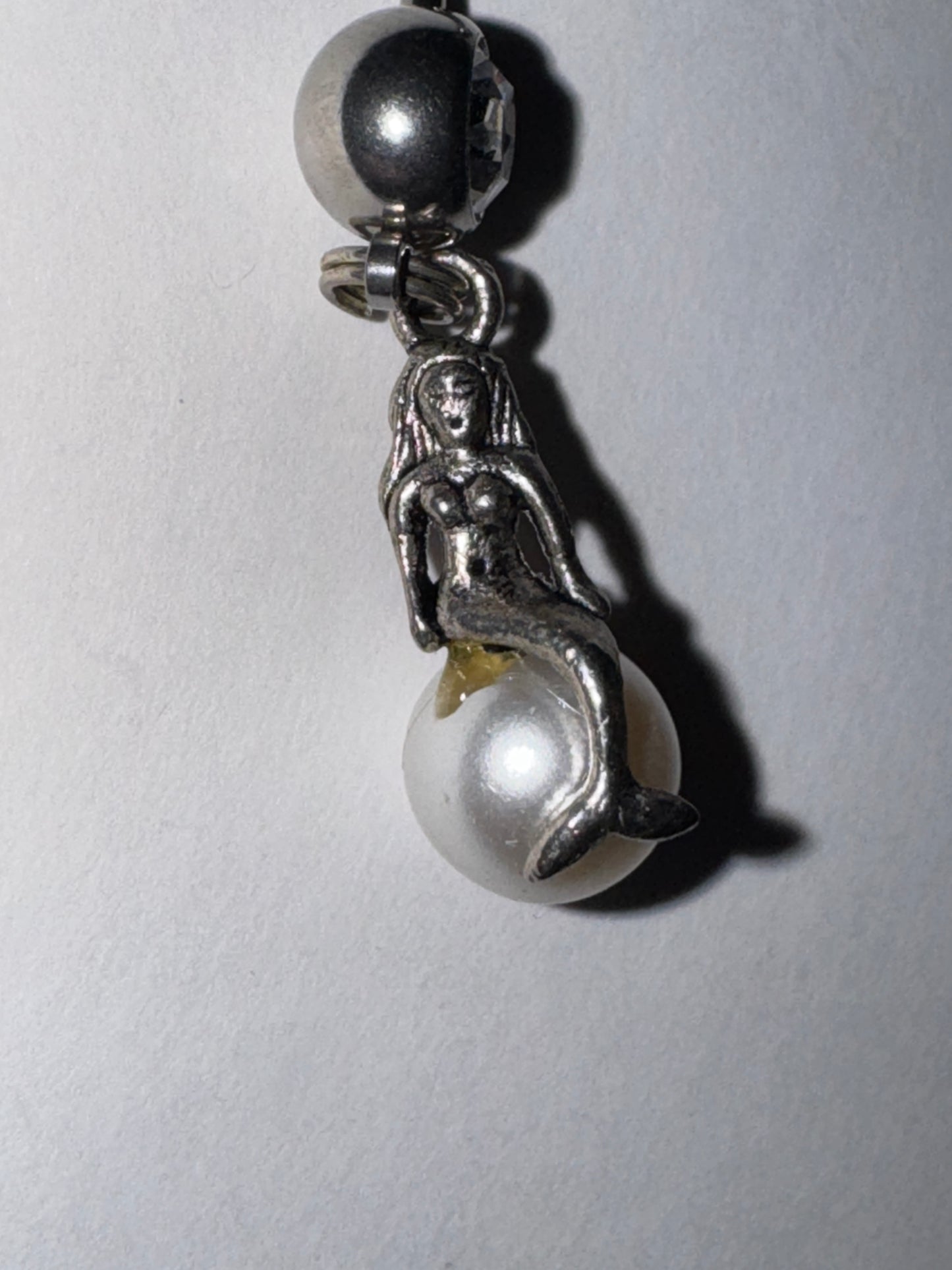 Mermaid on White Pearl Dangle Belly Ring