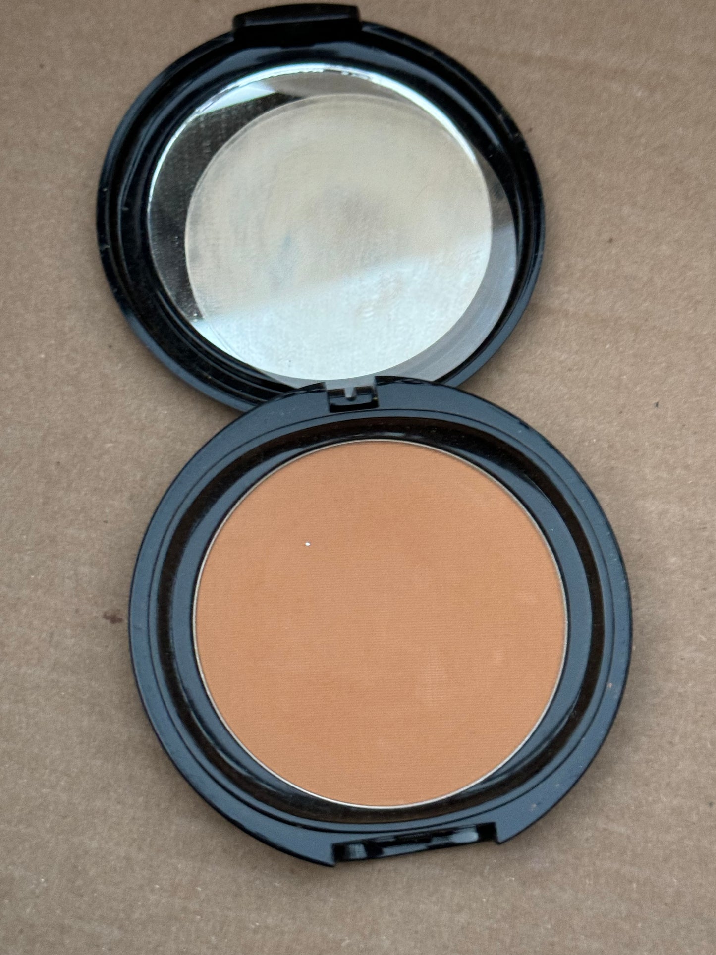 OSP Cosmetics Oil Free Pressed Powder in Matte Terracotta