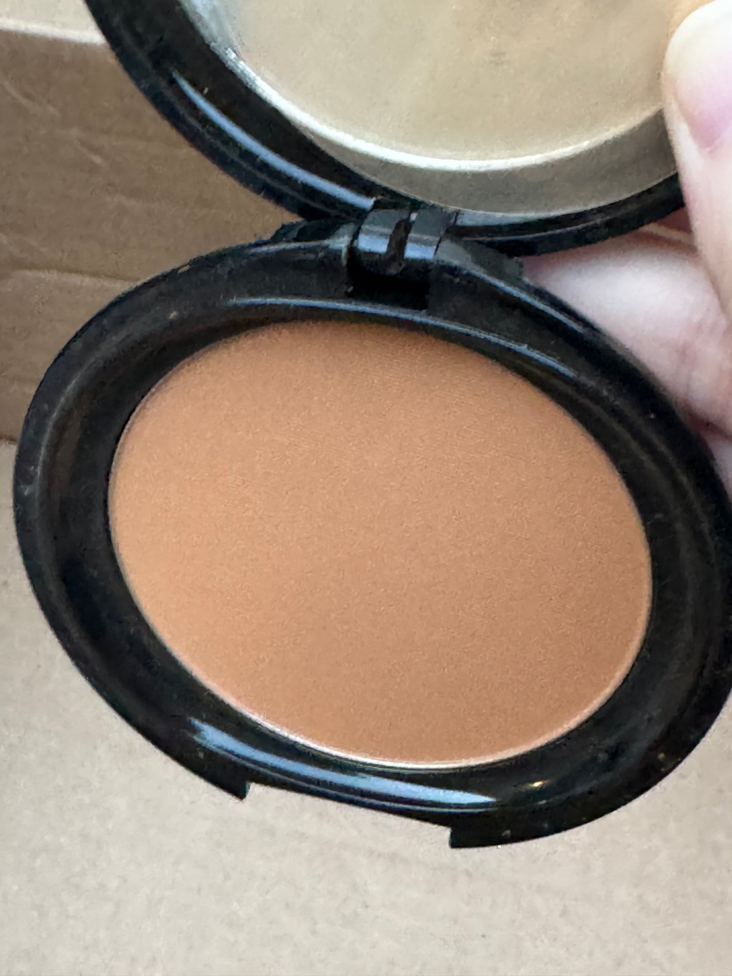 OSP Cosmetics Oil Free Pressed Powder in Matte Terracotta
