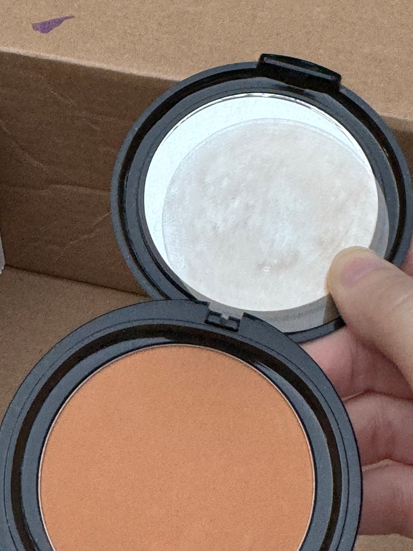 OSP Cosmetics Oil Free Pressed Powder in Matte Terracotta