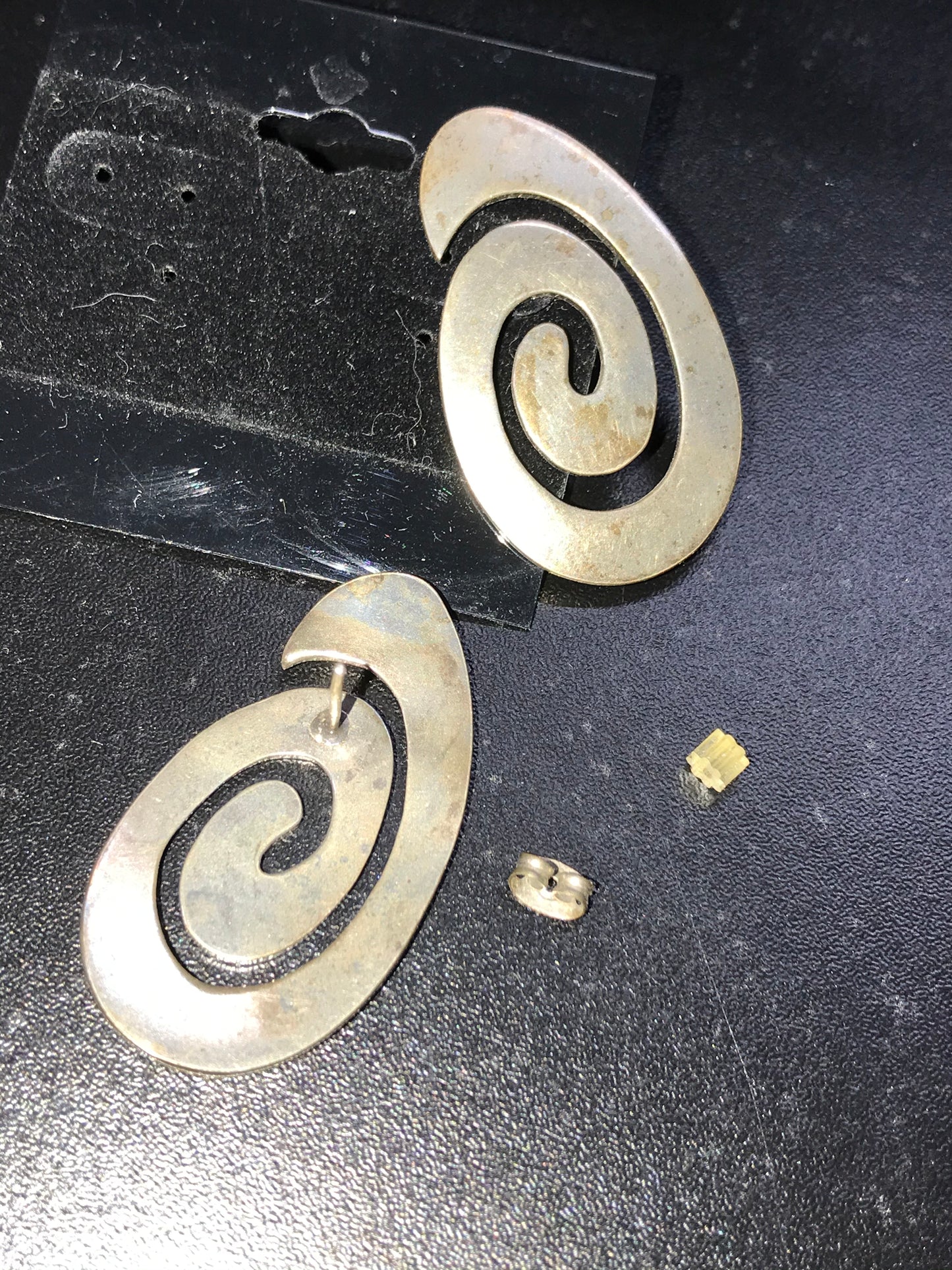 Vintage Oval Swirl Post Earrings