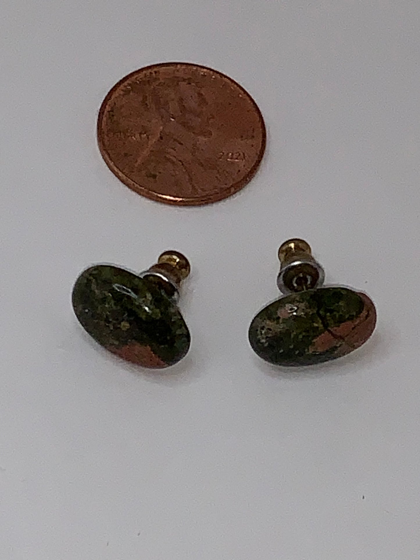 14 by 10mm Oval Unakite 18ktgf Post Earrings