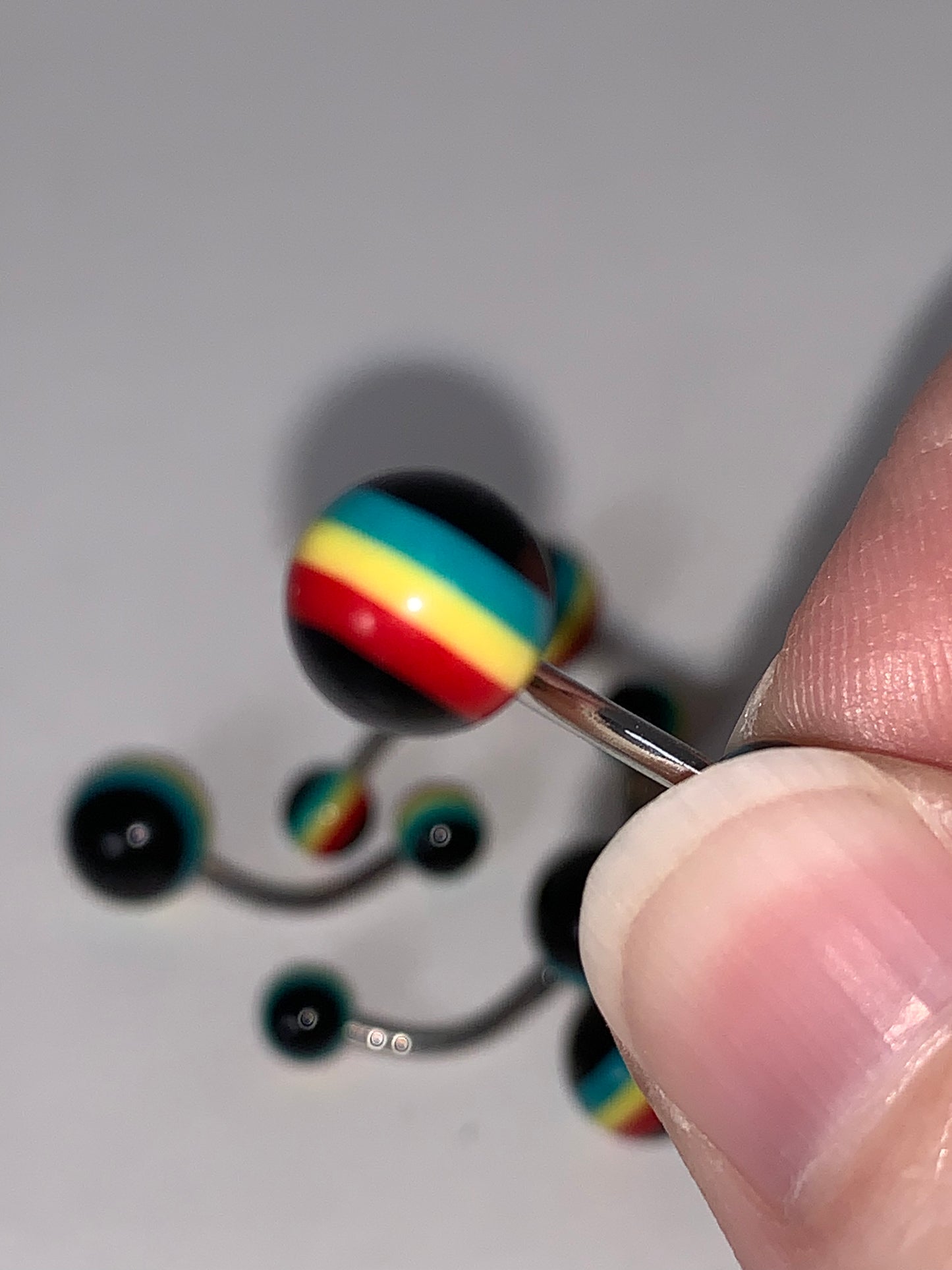 14 Gauge Rasta Belly Ring